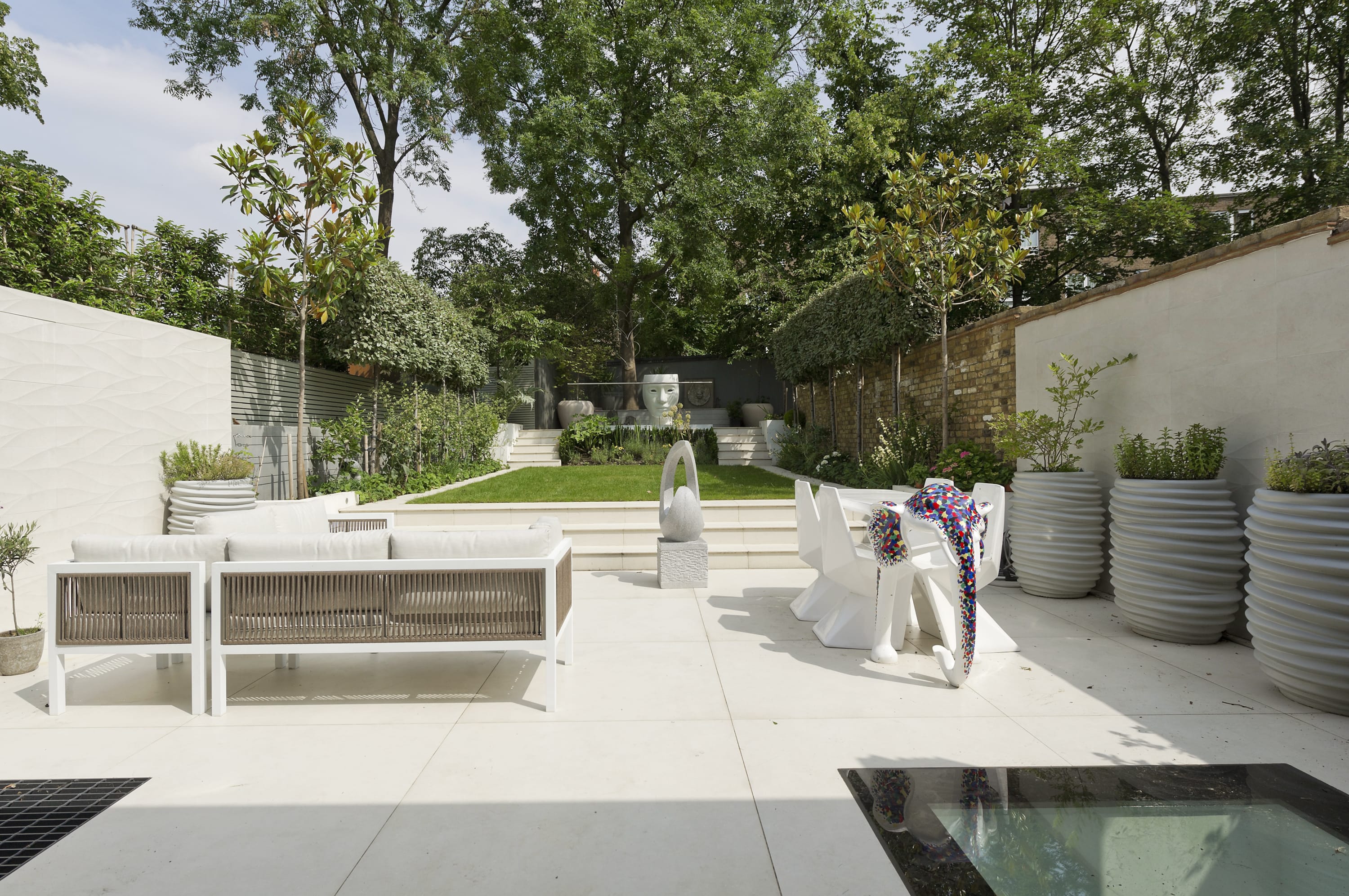 7bed Notting Hill with garden, games room & parking in Westbourne Park Road 60 W2 5PJ - Property image 17 - VivreStays