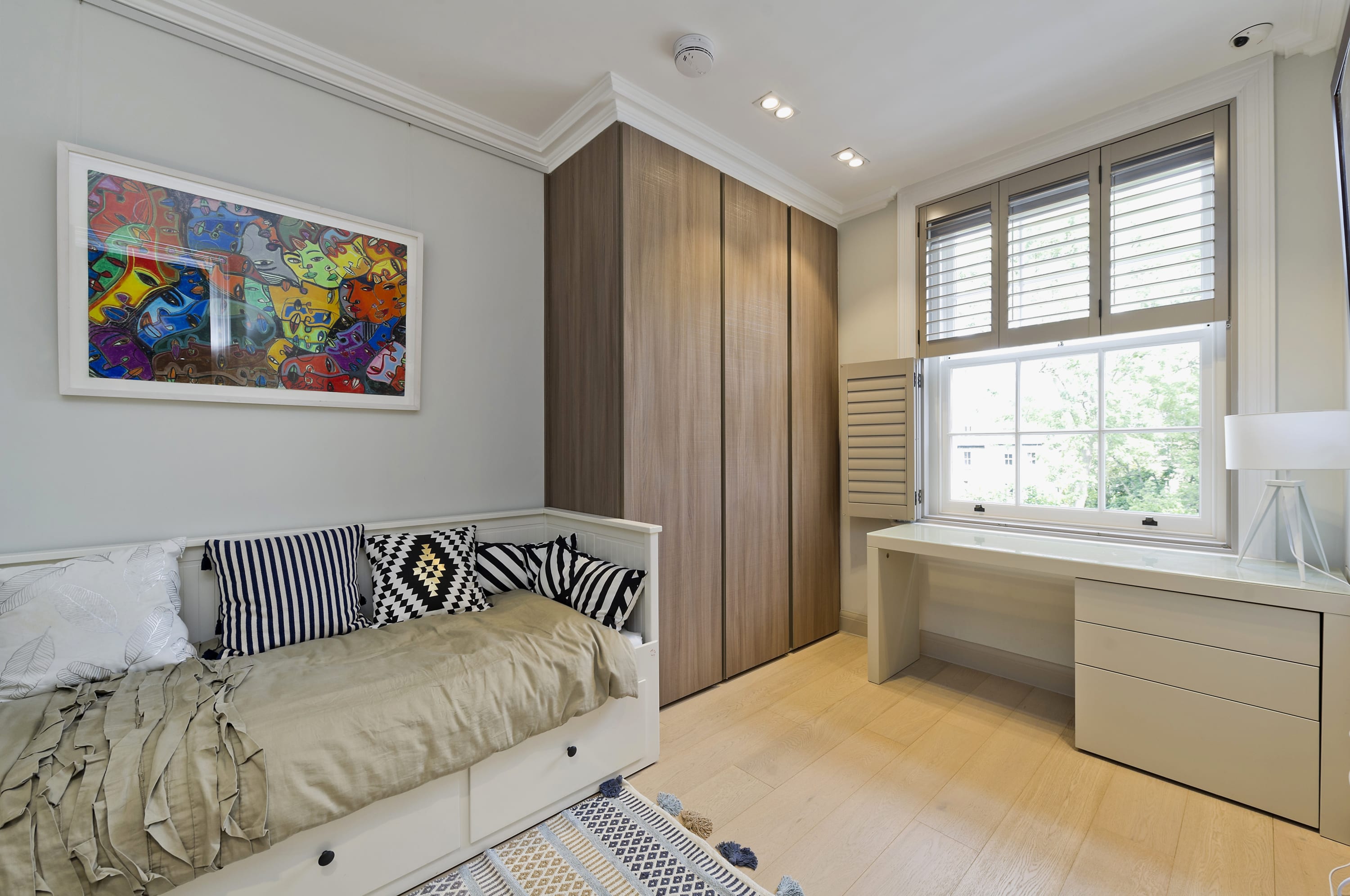 7bed Notting Hill with garden, games room & parking in Westbourne Park Road 60 W2 5PJ - Property image 28 - VivreStays