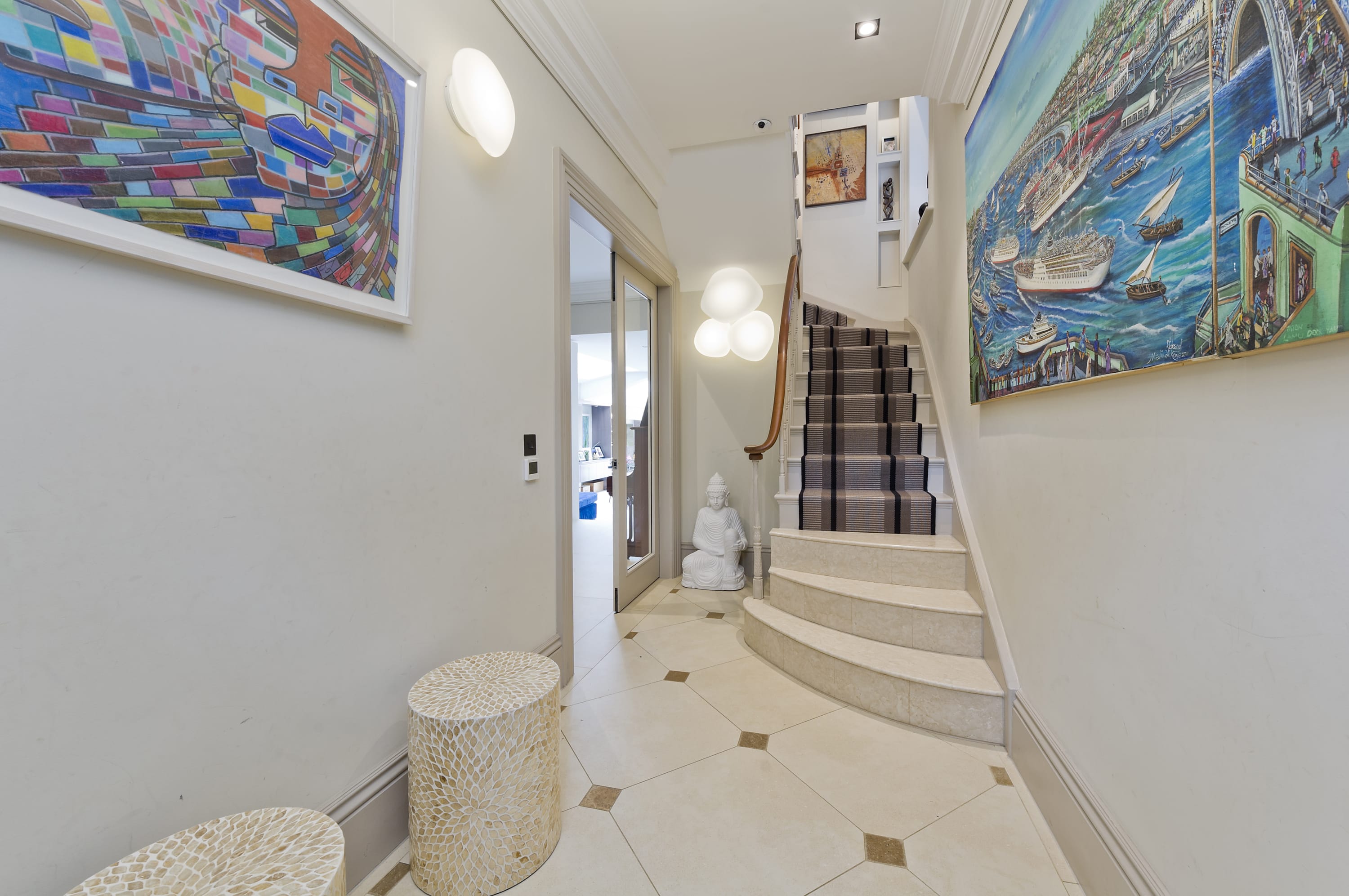 7bed Notting Hill with garden, games room & parking in Westbourne Park Road 60 W2 5PJ - Property image 36 - VivreStays