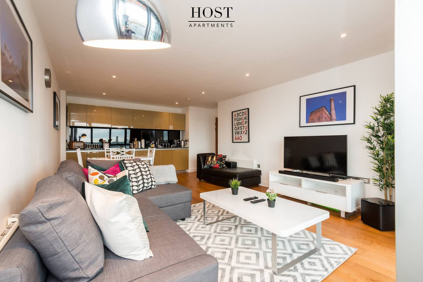 Host Apartments | Waterfront Living - Foto 1