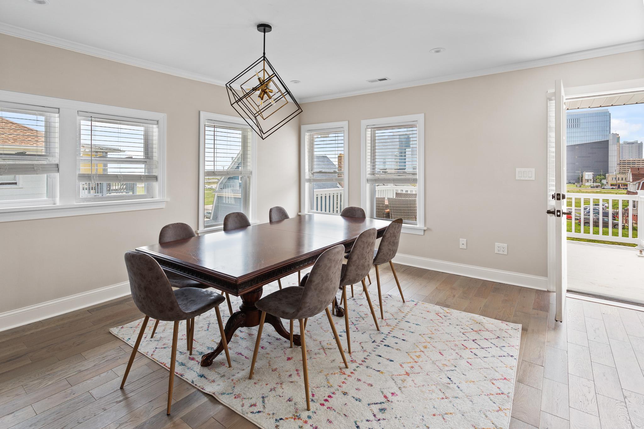 7BR/4.5BA Beach Block, Hot Tub, Walk to Boardwalk