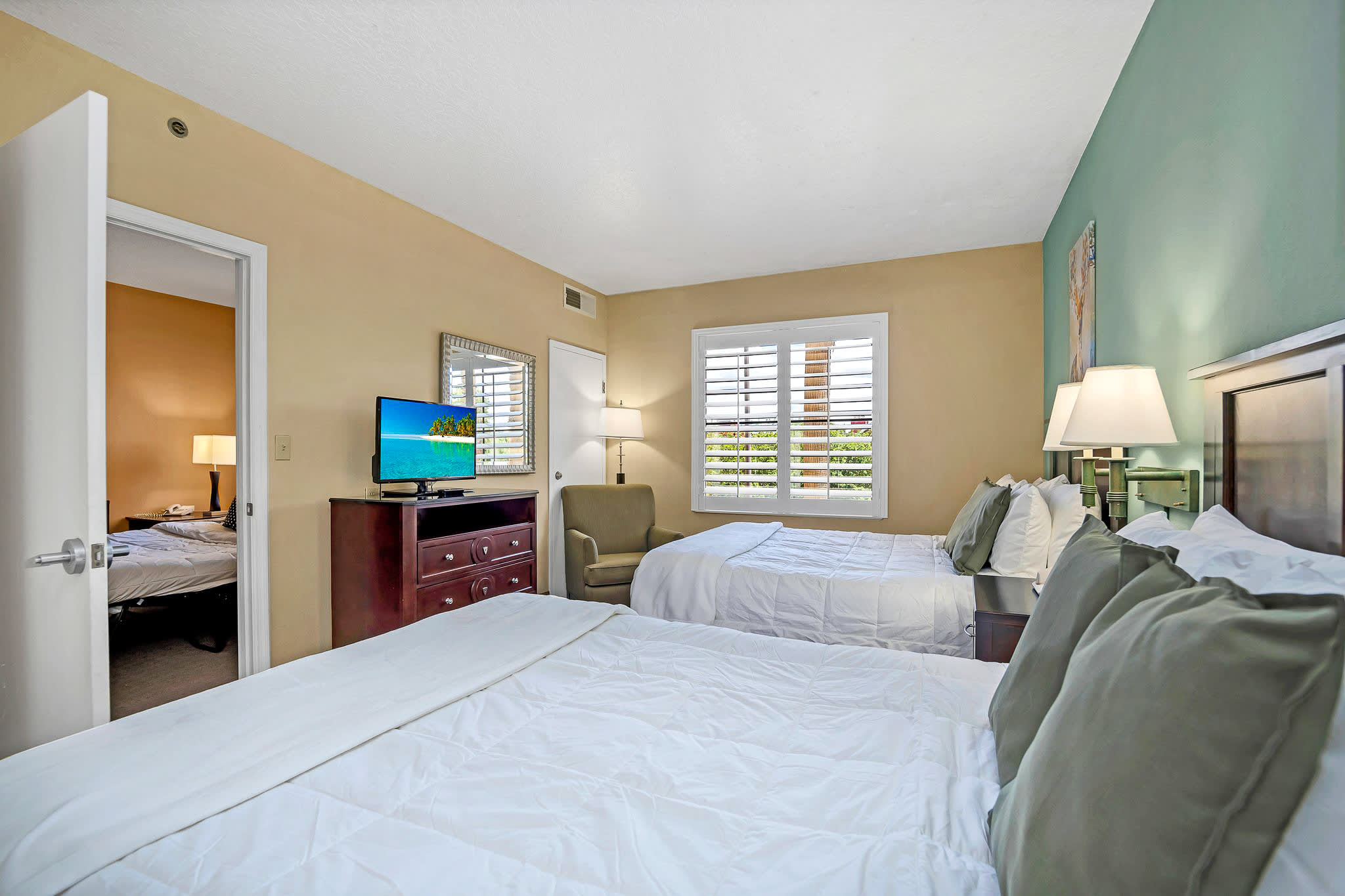 Condo with Hot Tub Pool Near Disney