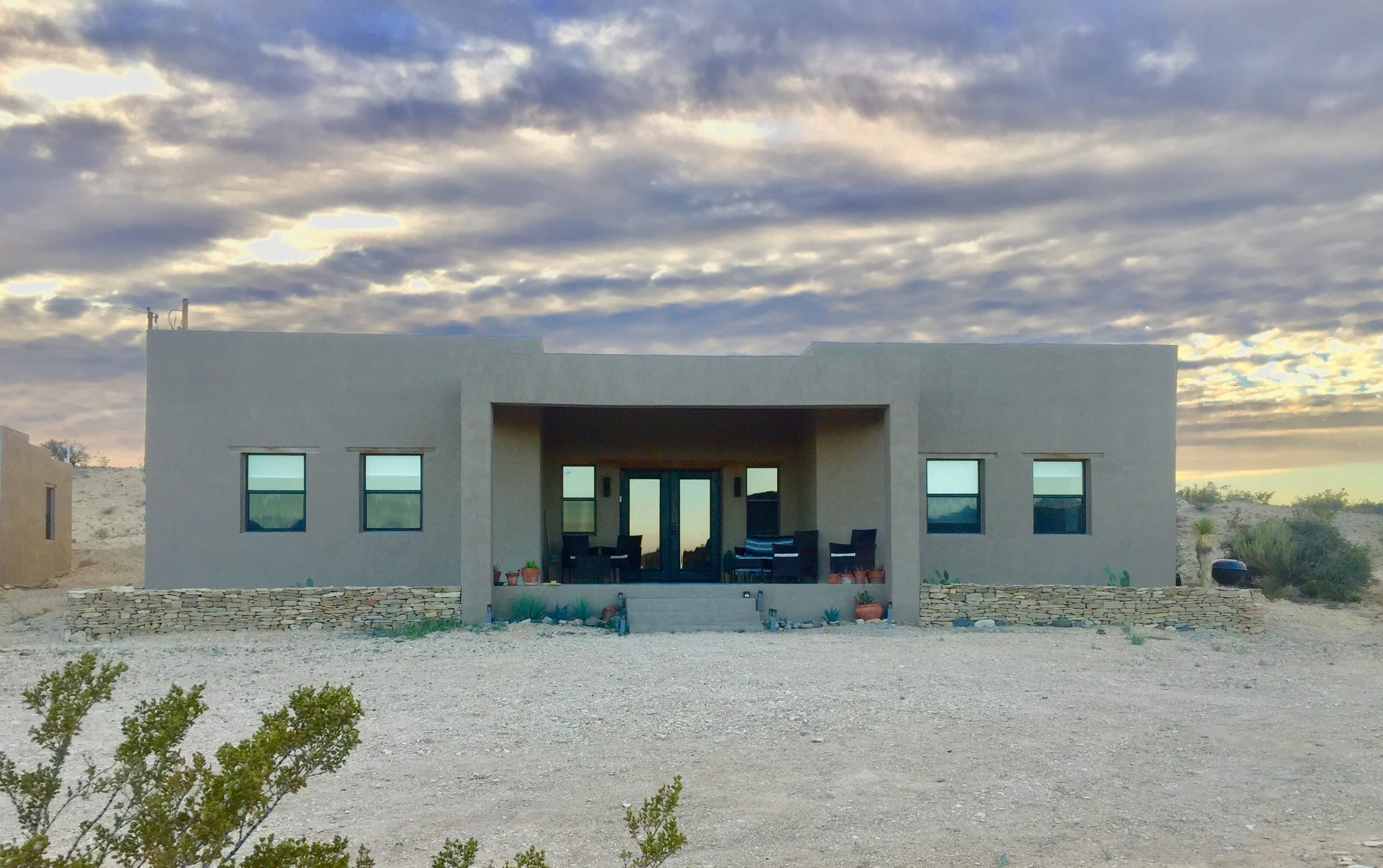 Desert Sky Hideaway: Modern Home near the Terlingua Ghost Town. 3 bedrooms. 2 bathrooms. — Terlingua, TX — vacation rental