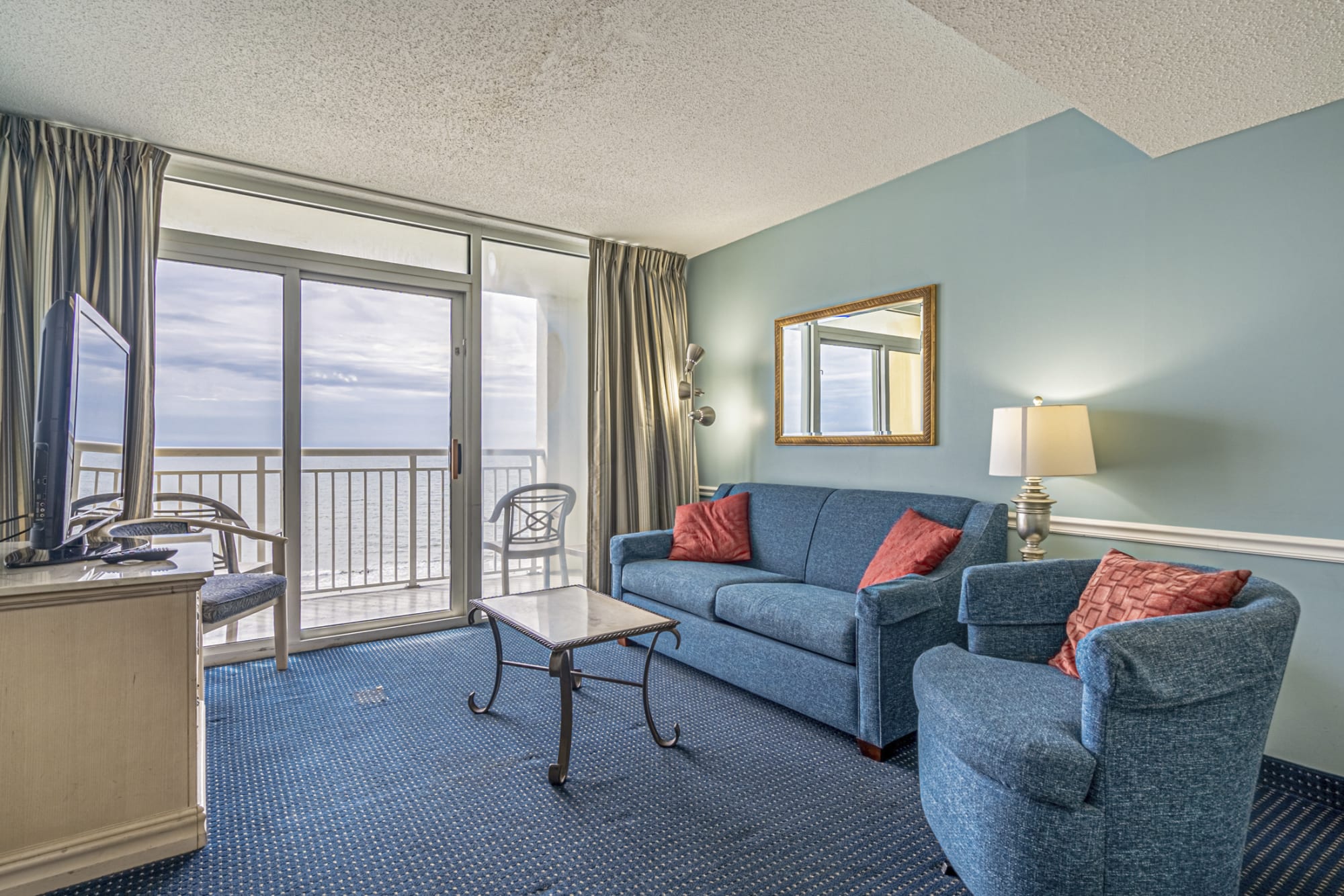 Ocean Front Views! Camelot Resort 1011 — Myrtle Beach, SC — vacation rental