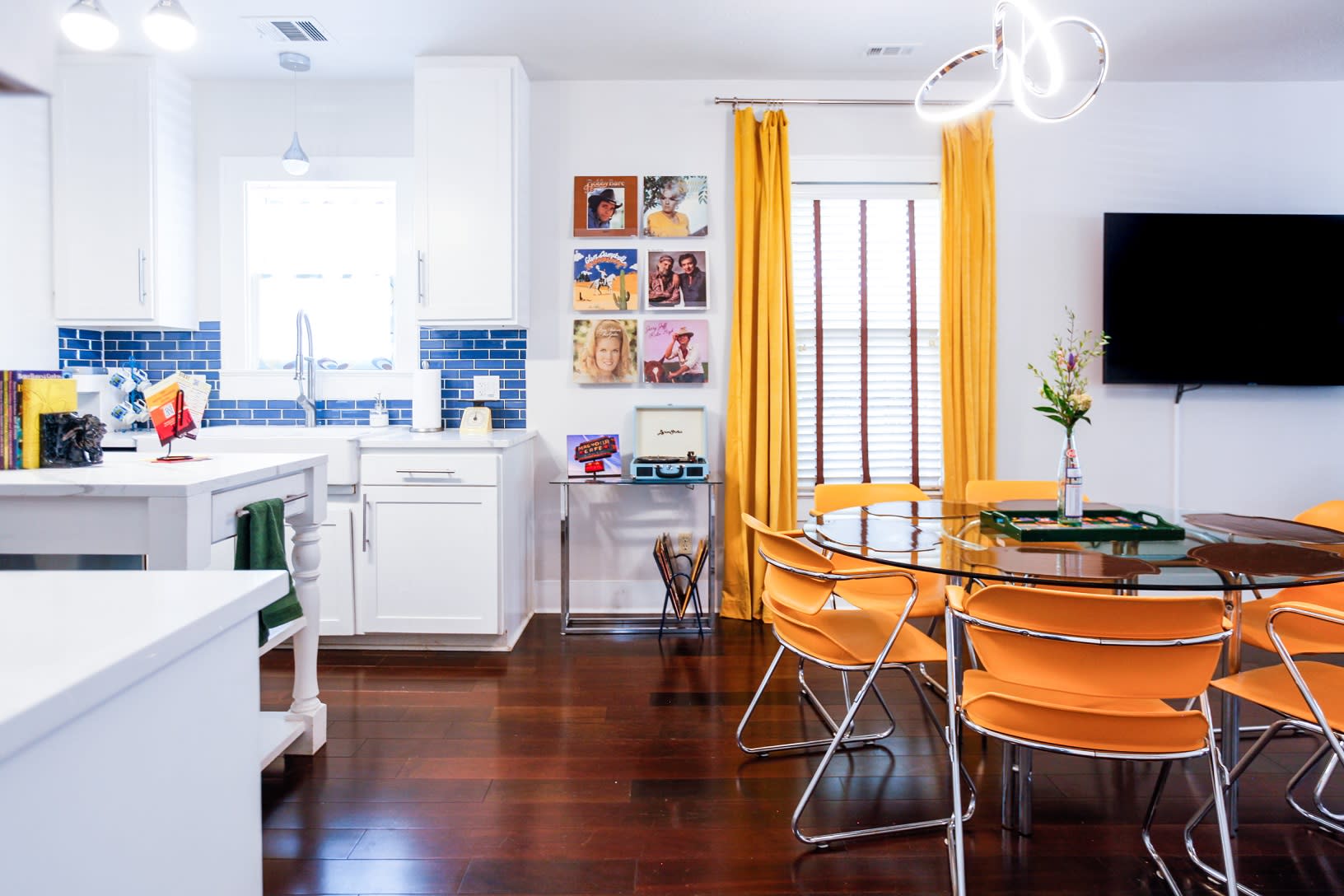 Retro Urban Cowboy Getaway | South Congress