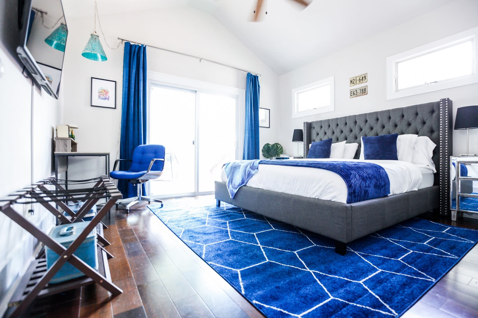Retro Urban Cowboy Getaway | South Congress