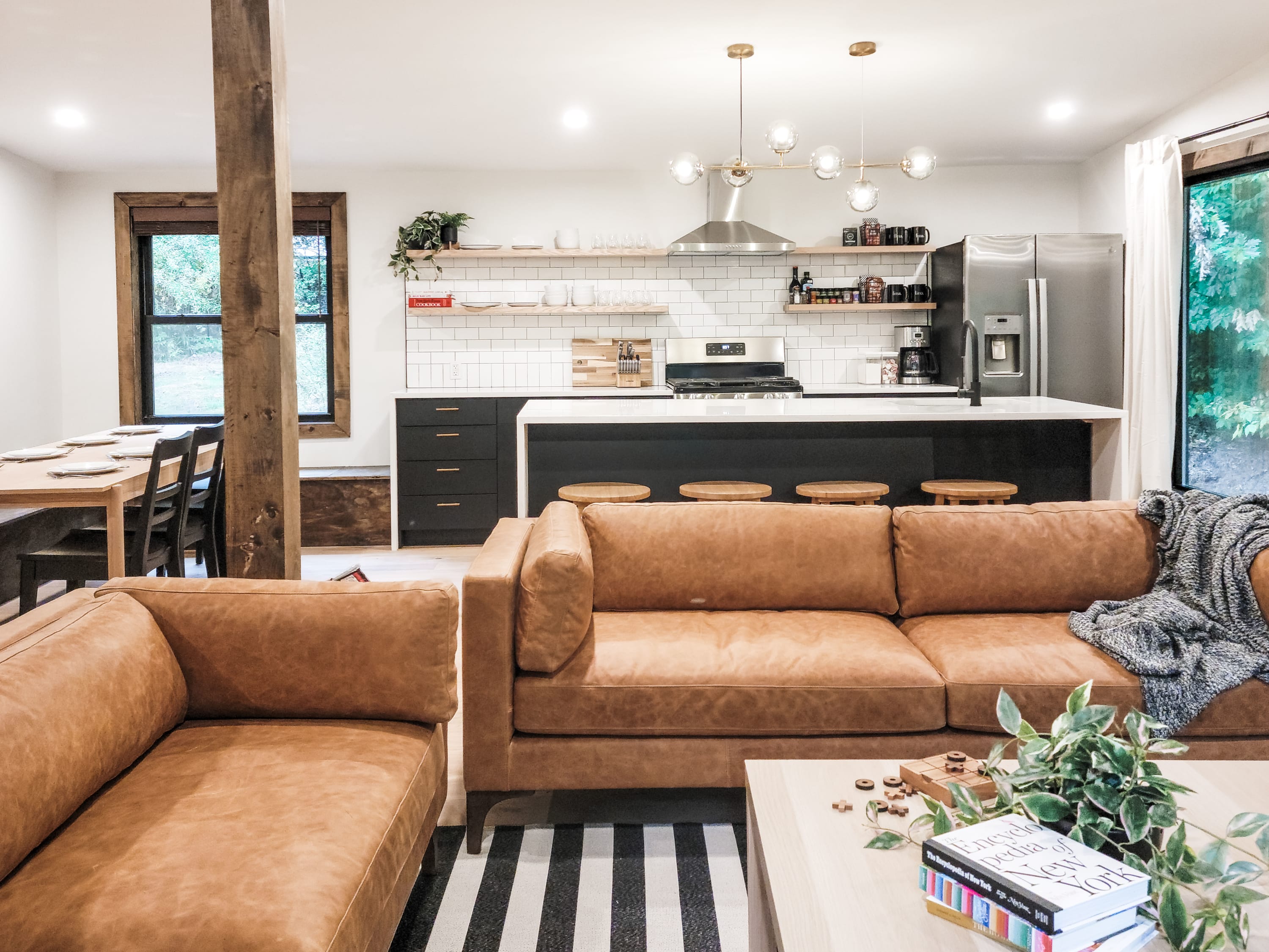 Blackbear Lodge - Luxury Cabin, Kid-Friendly — Chichester, NY — vacation rental