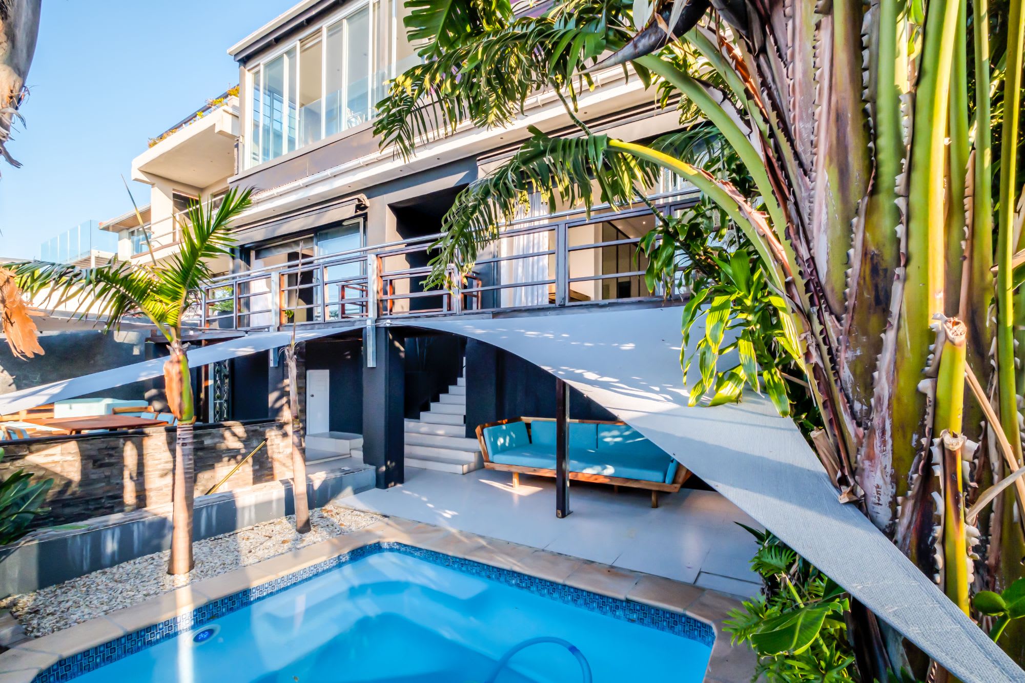 Contemporary Holiday Home in the heart of Green Point House of M