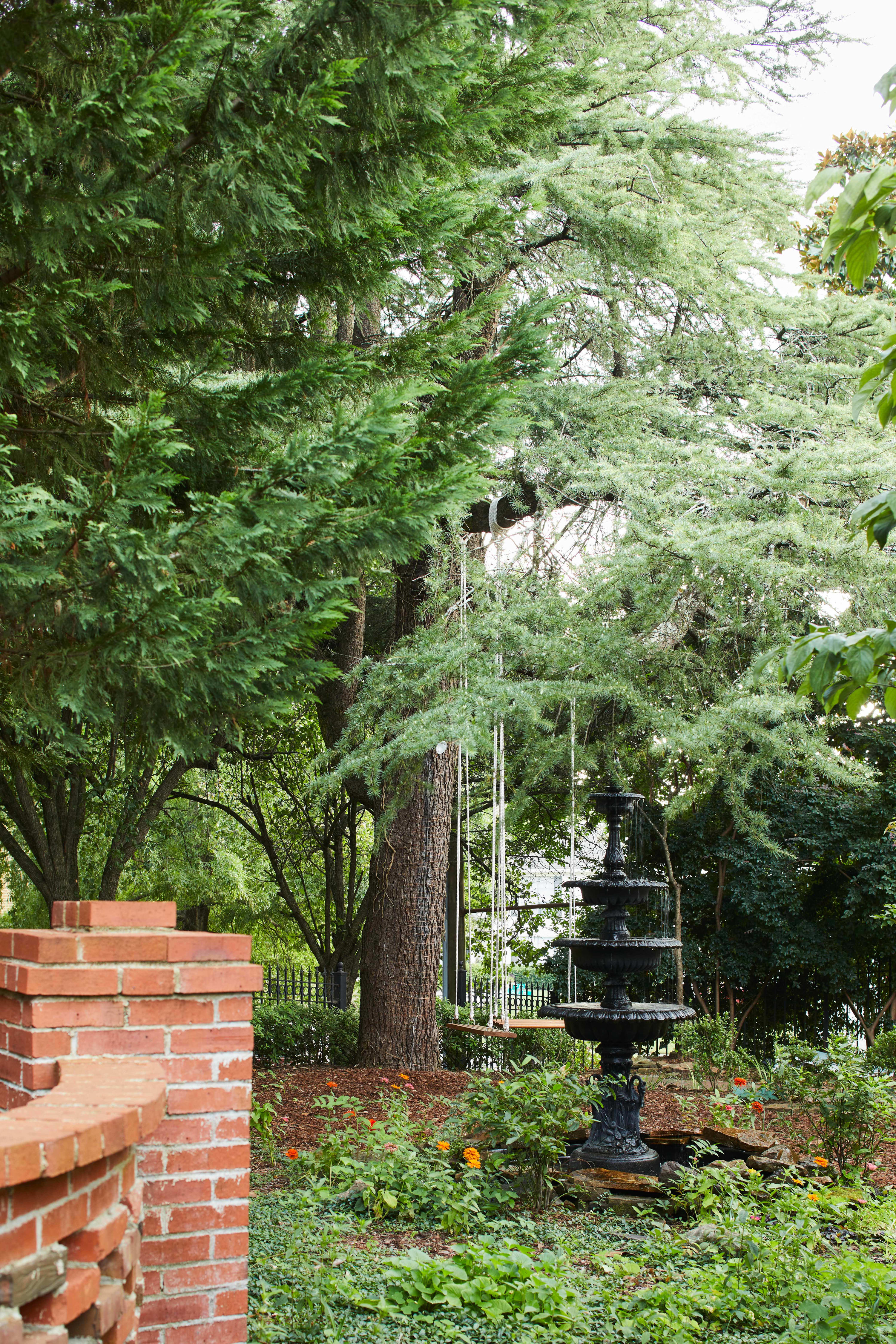 Apt1@EdenBrae - Serene, Walkable, Modern Retreat, Named Best in Bham - Picture 22