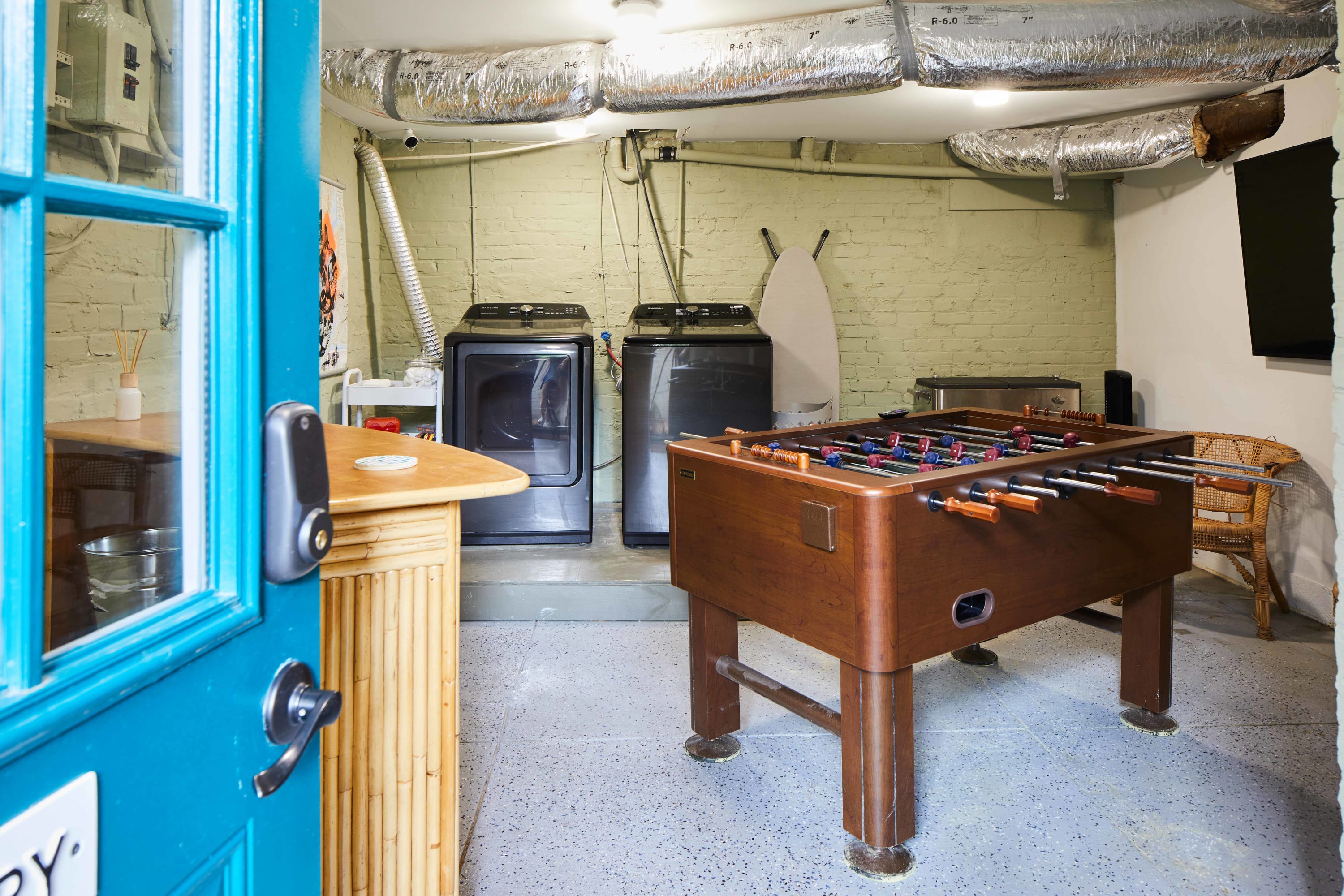 Apt1@EdenBrae - Serene, Walkable, Modern Retreat, Named Best in Bham - Picture 43