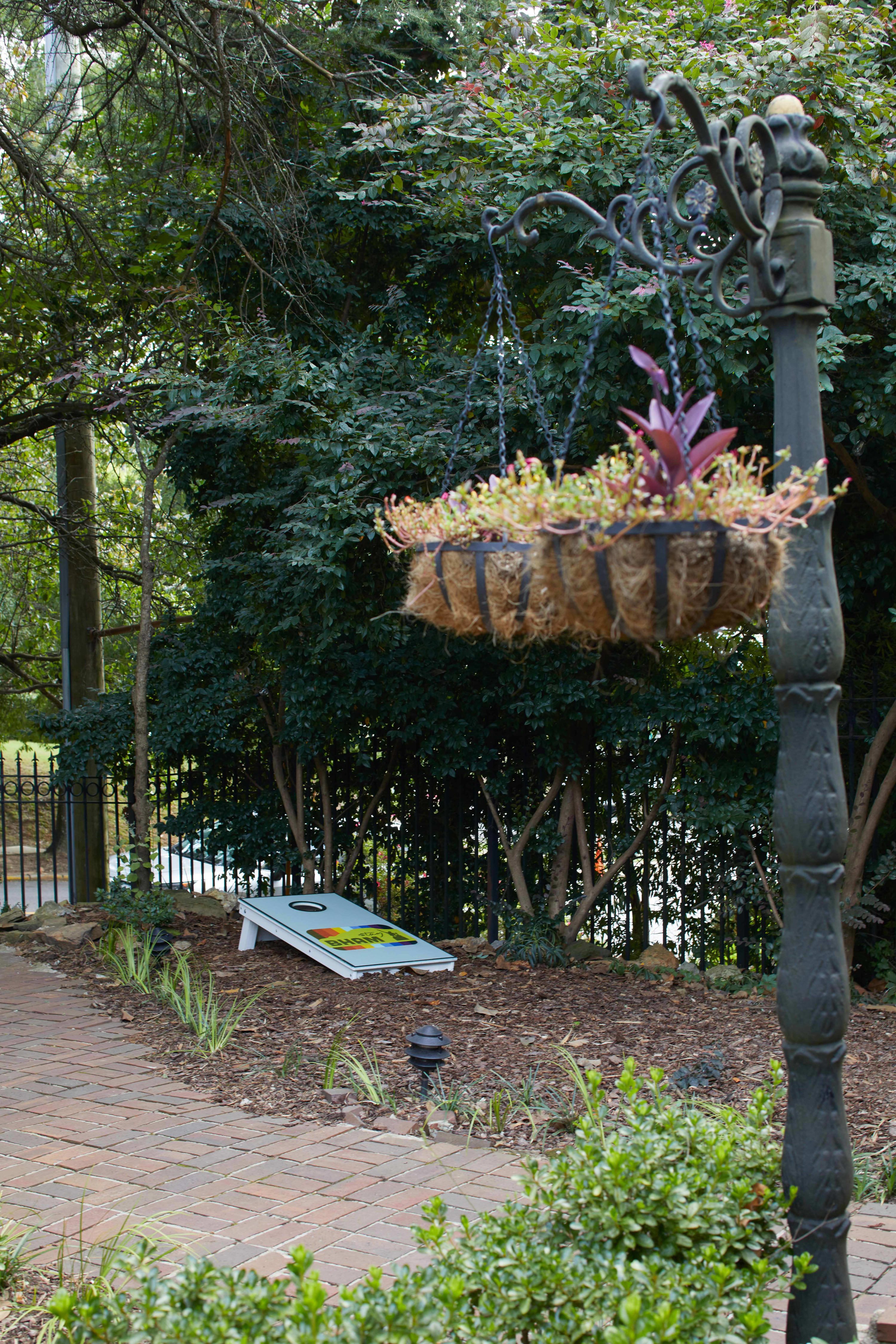 Apt1@EdenBrae - Serene, Walkable, Modern Retreat, Named Best in Bham - Picture 26