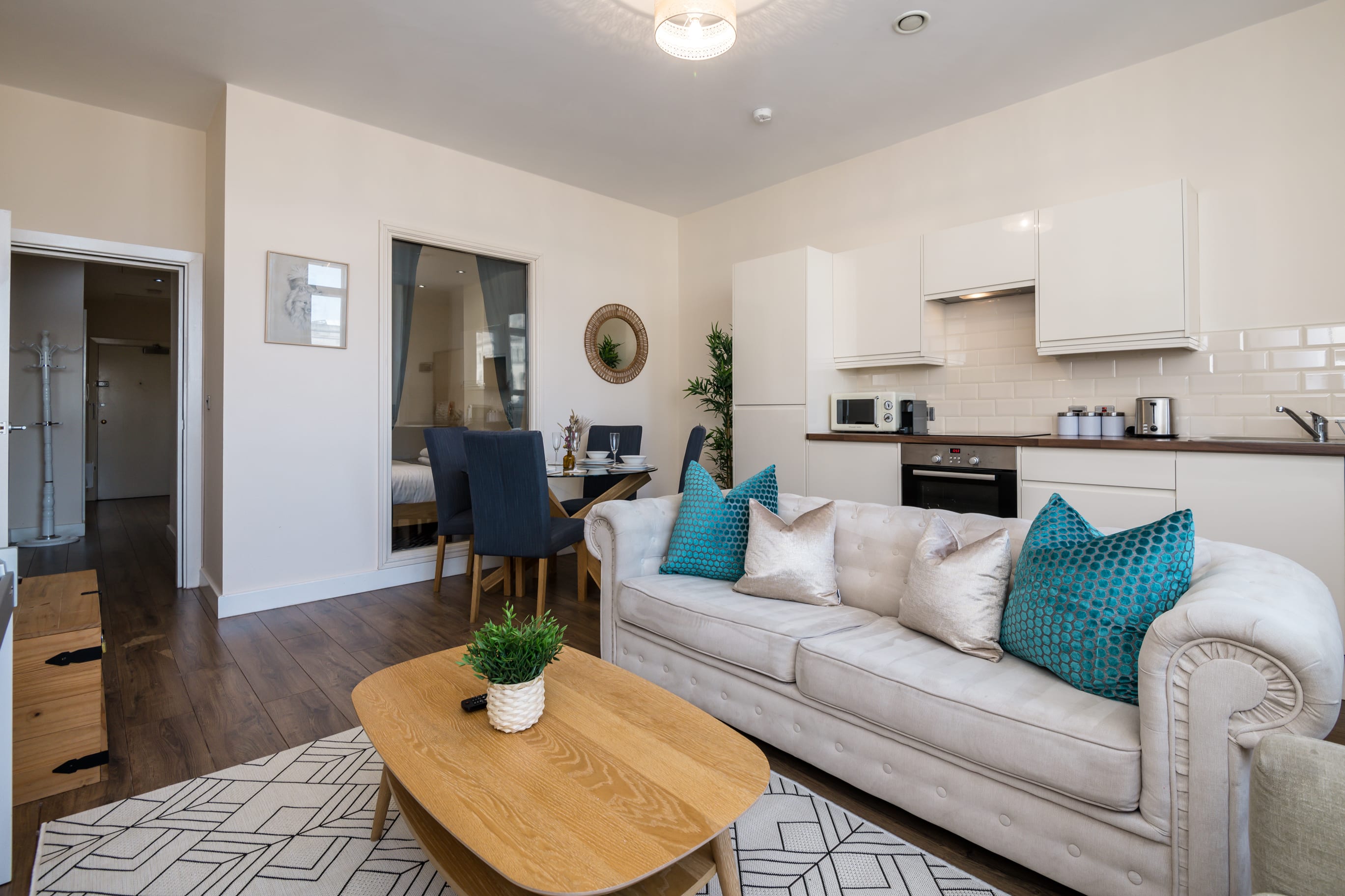 Host Apartments | The Three Graces Apt