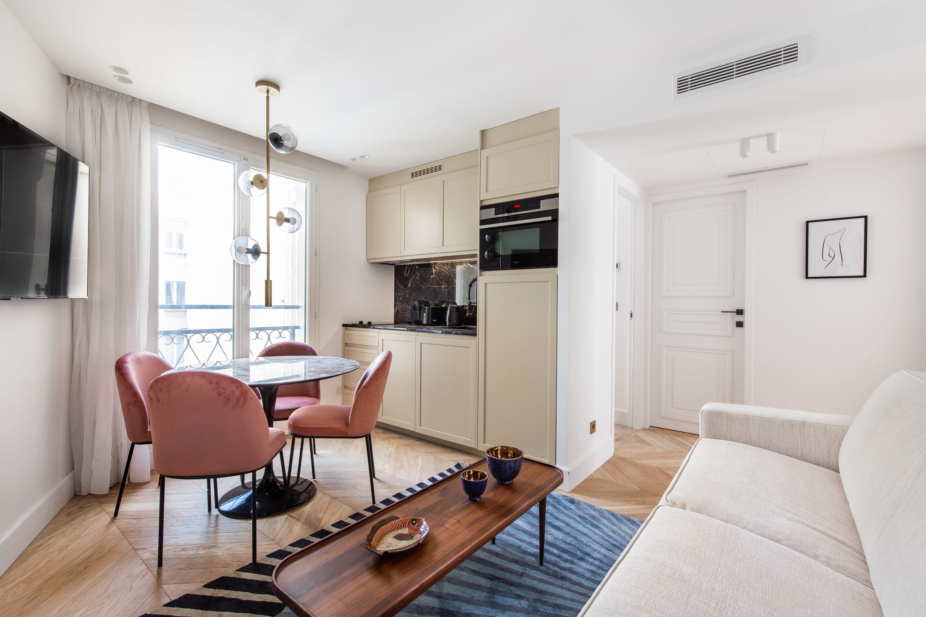 St Georges - Fabulous Two Bedroom in Paris — Paris, Île-de-France — vacation rental