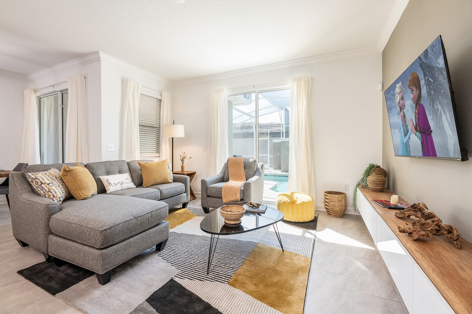 Sweet home with private pool near Disney