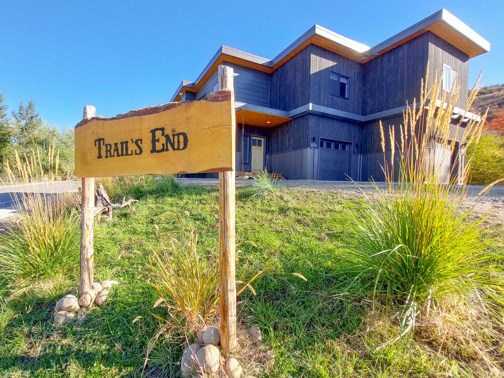 Trails End A - 3 bedroom modern Winthrop townhome — Winthrop, WA — vacation rental