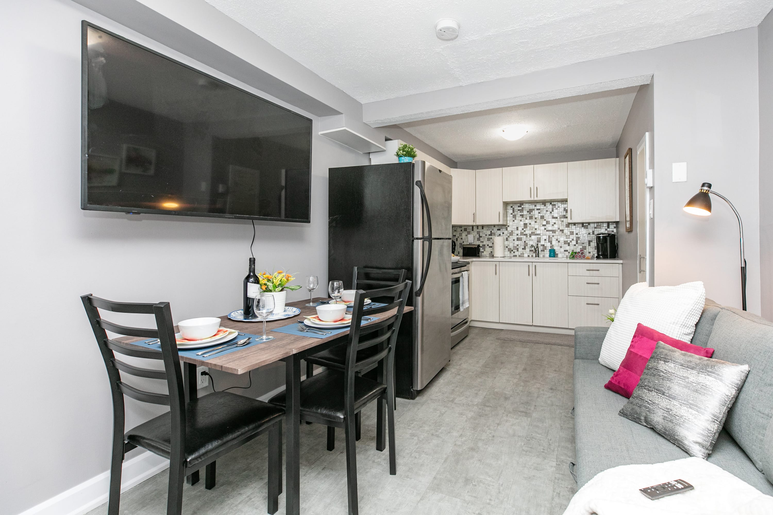 Modern 1BR Apt with Netflix near Downtown Ottawa | Photo 7