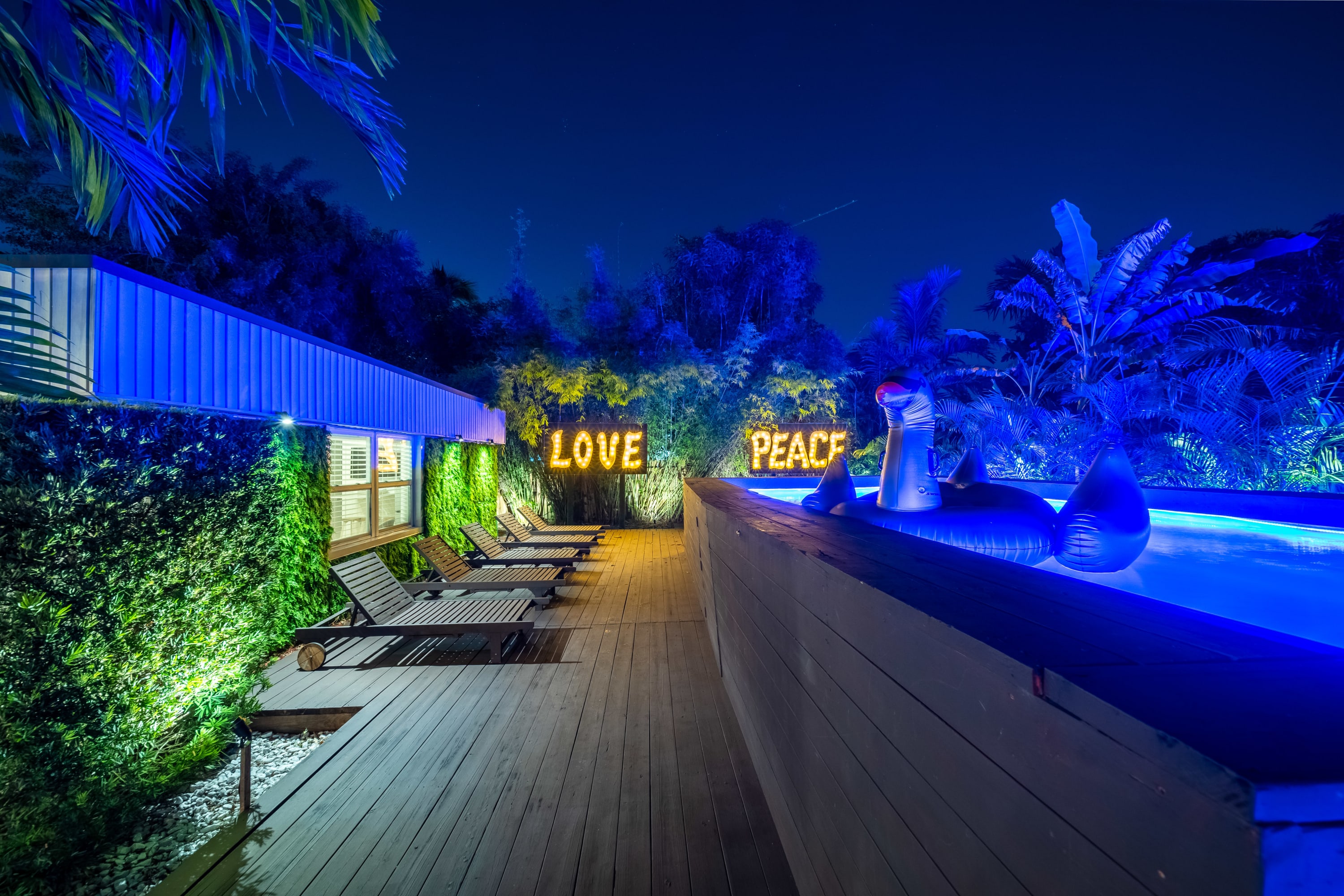 Love&Peace Oasis🏝  Pool, Mini Golf⛳️  Basketball Hoop - Photo 2