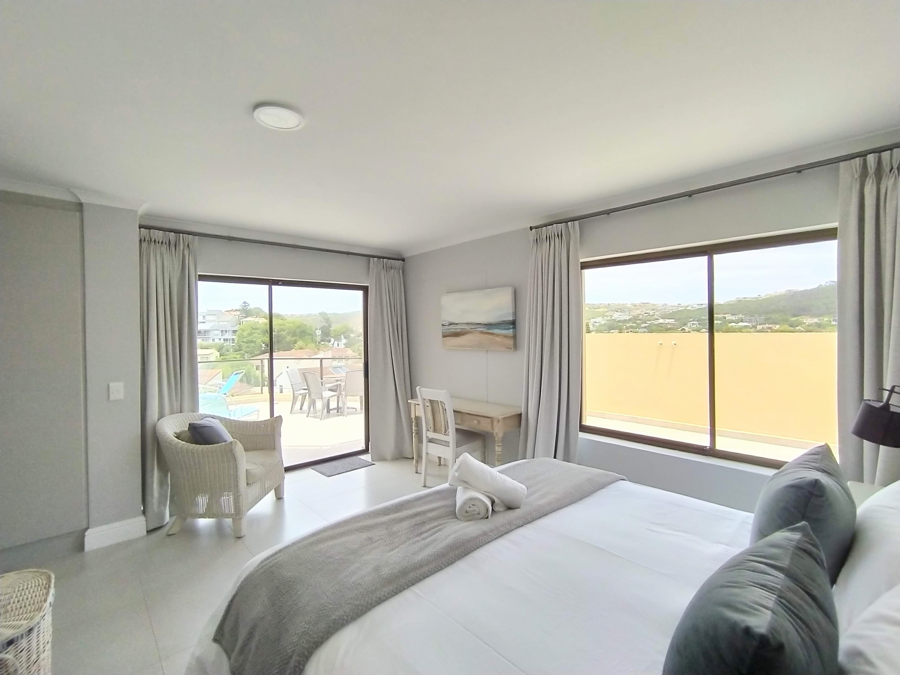 Alba Tramonto | 4 bed 3 bath - 100m Robberg Beach — Plettenberg Bay, Western Cape — vacation rental