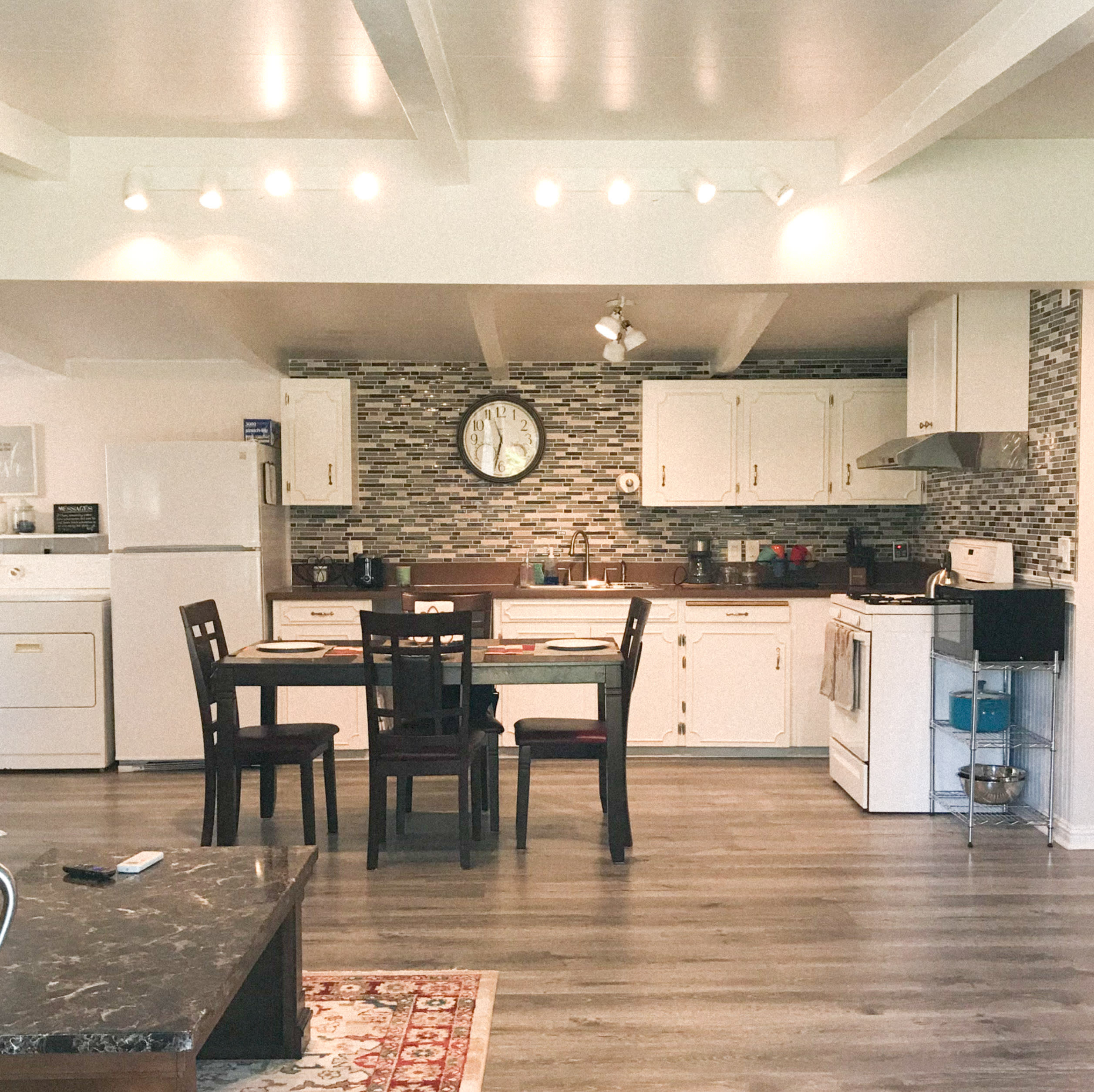 Adventure & Relax "Lee's Harbor Inn Unit A" — Brookings, OR — vacation rental