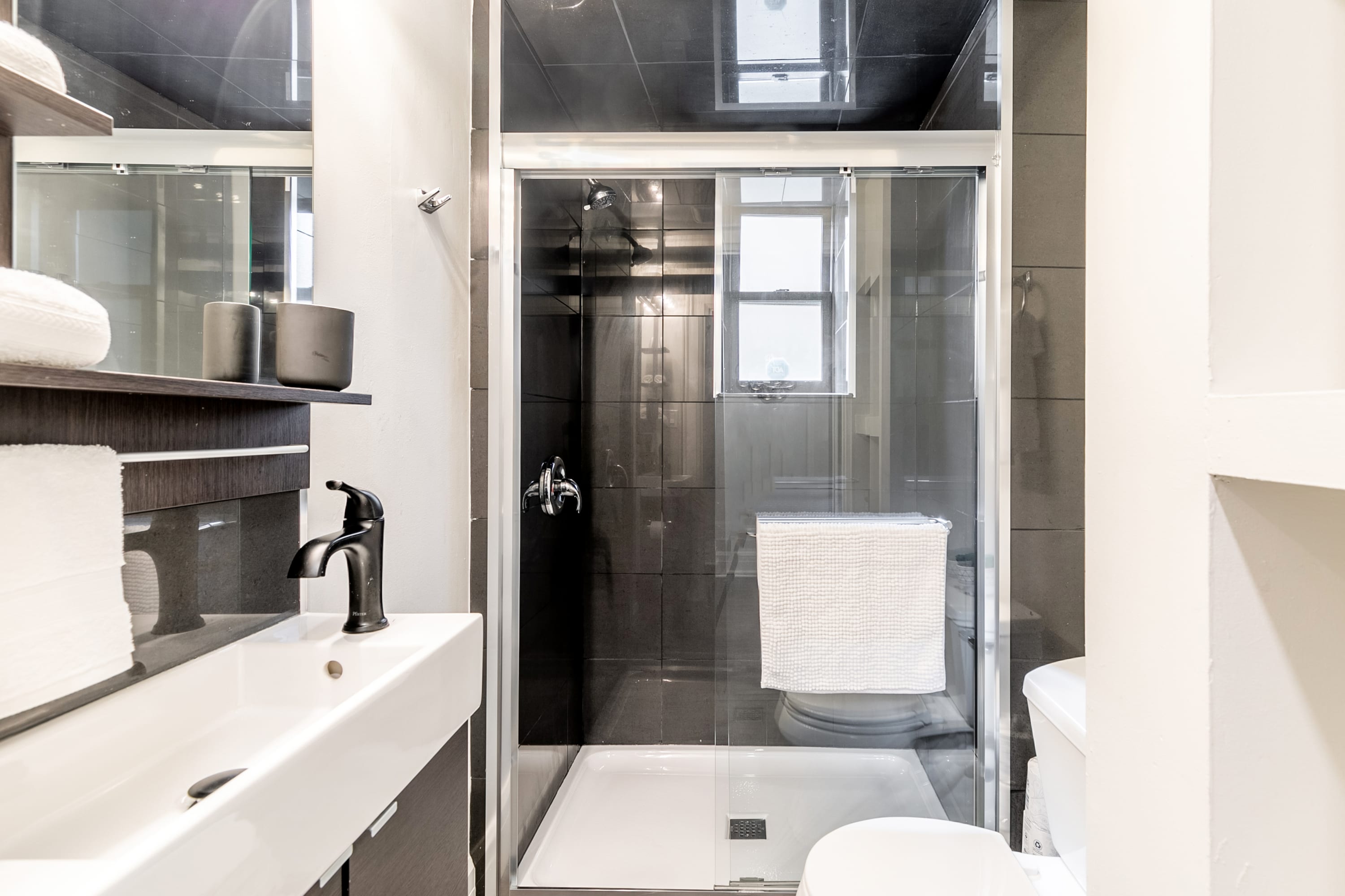 Modern Bathroom With Glass-Enclosed Walk-In Shower
