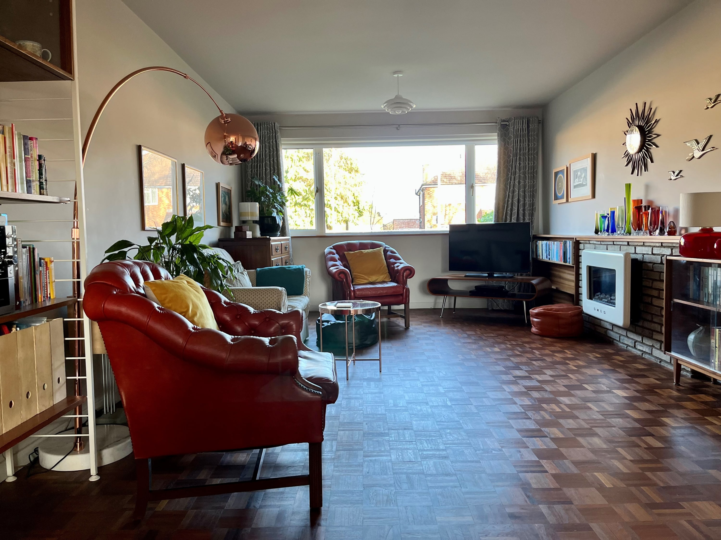 Vintage-styled apartment with private parking