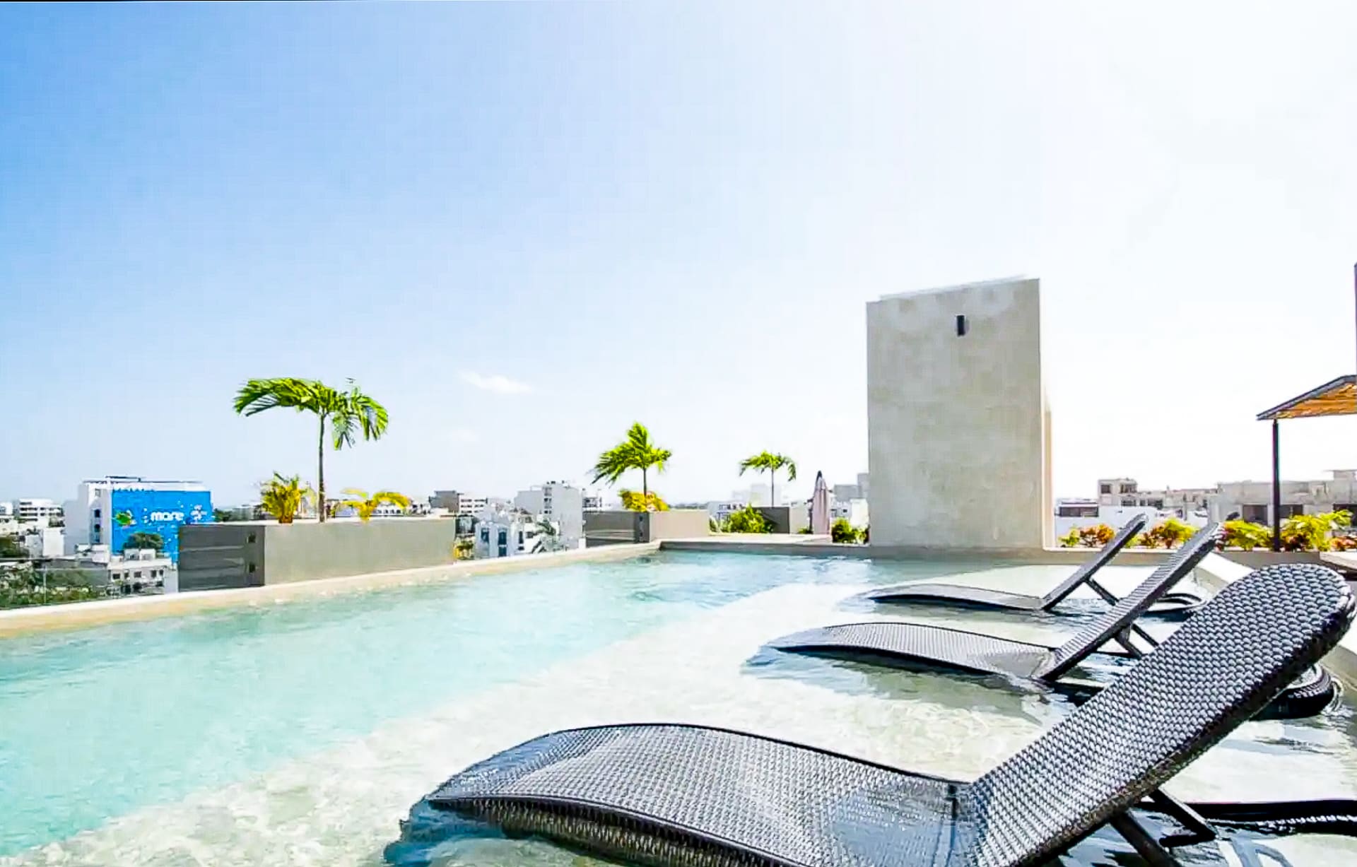 1-BR Gem on Zazil 20 Av. 1 / Walk to Playa Mamitas, Coco Beach, & 5ª — Playa del Carmen, Quintana Roo — vacation rental
