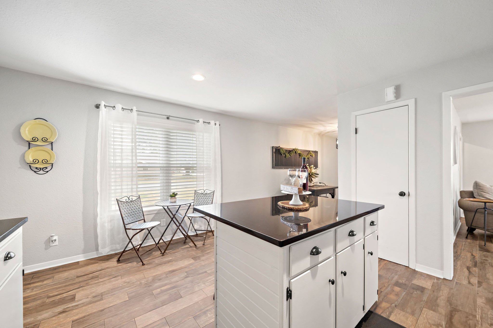 Classic Beach Retreat: Sylvan Beach|Coastal Views - Foto 12