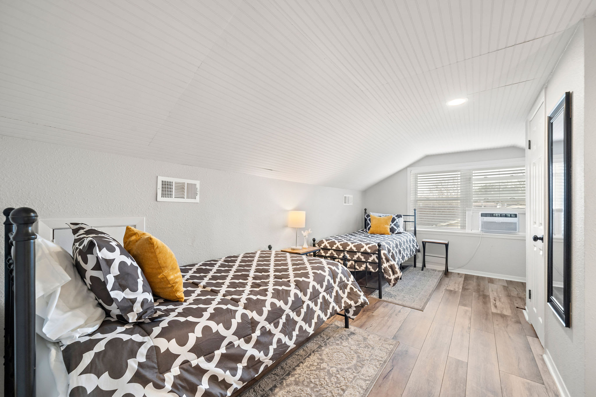 Classic Beach Retreat: Sylvan Beach|Coastal Views - Foto 20
