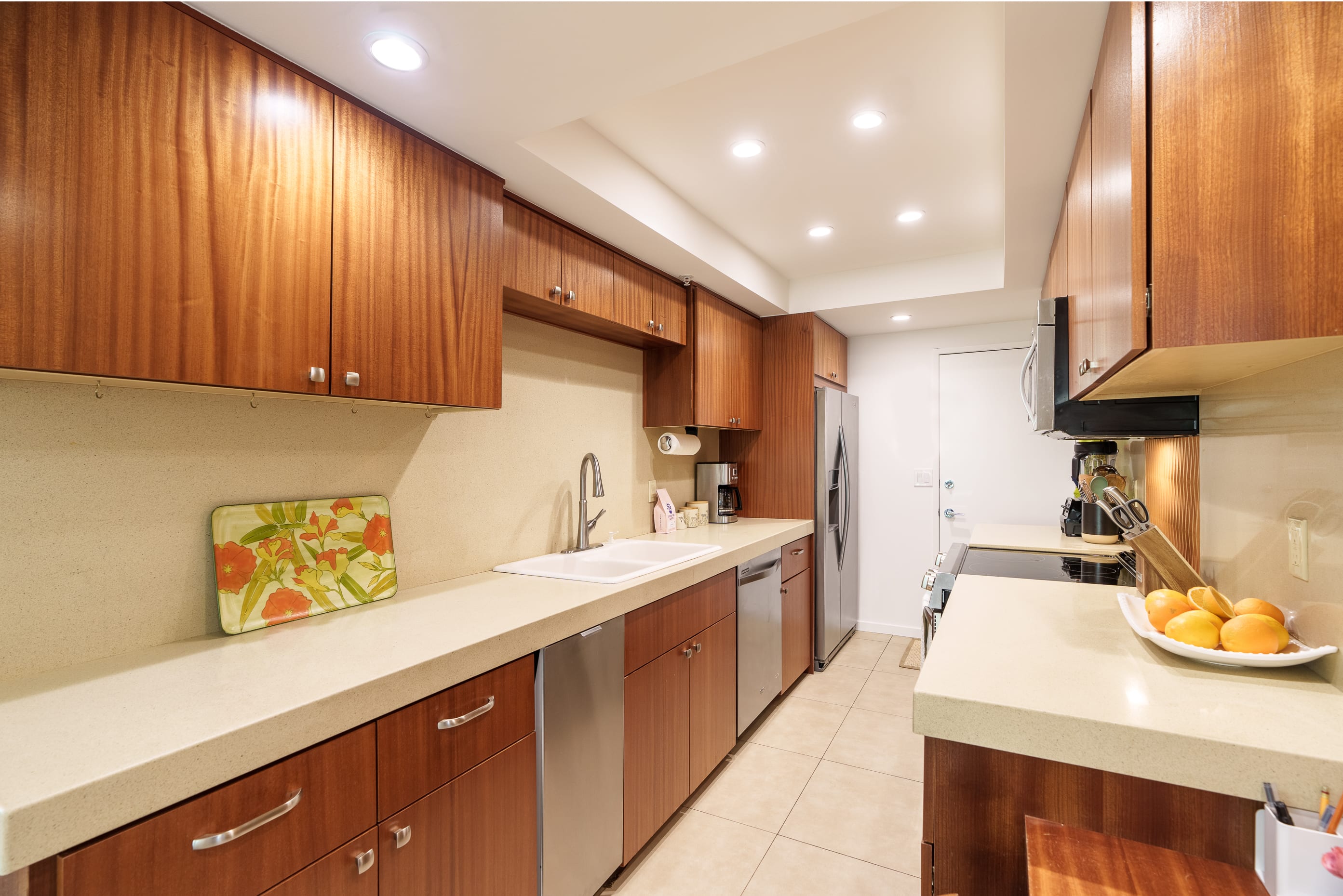 2BR/2BA Paradise @ The Pointe | Pool, Spa & Tennis - Picture 9