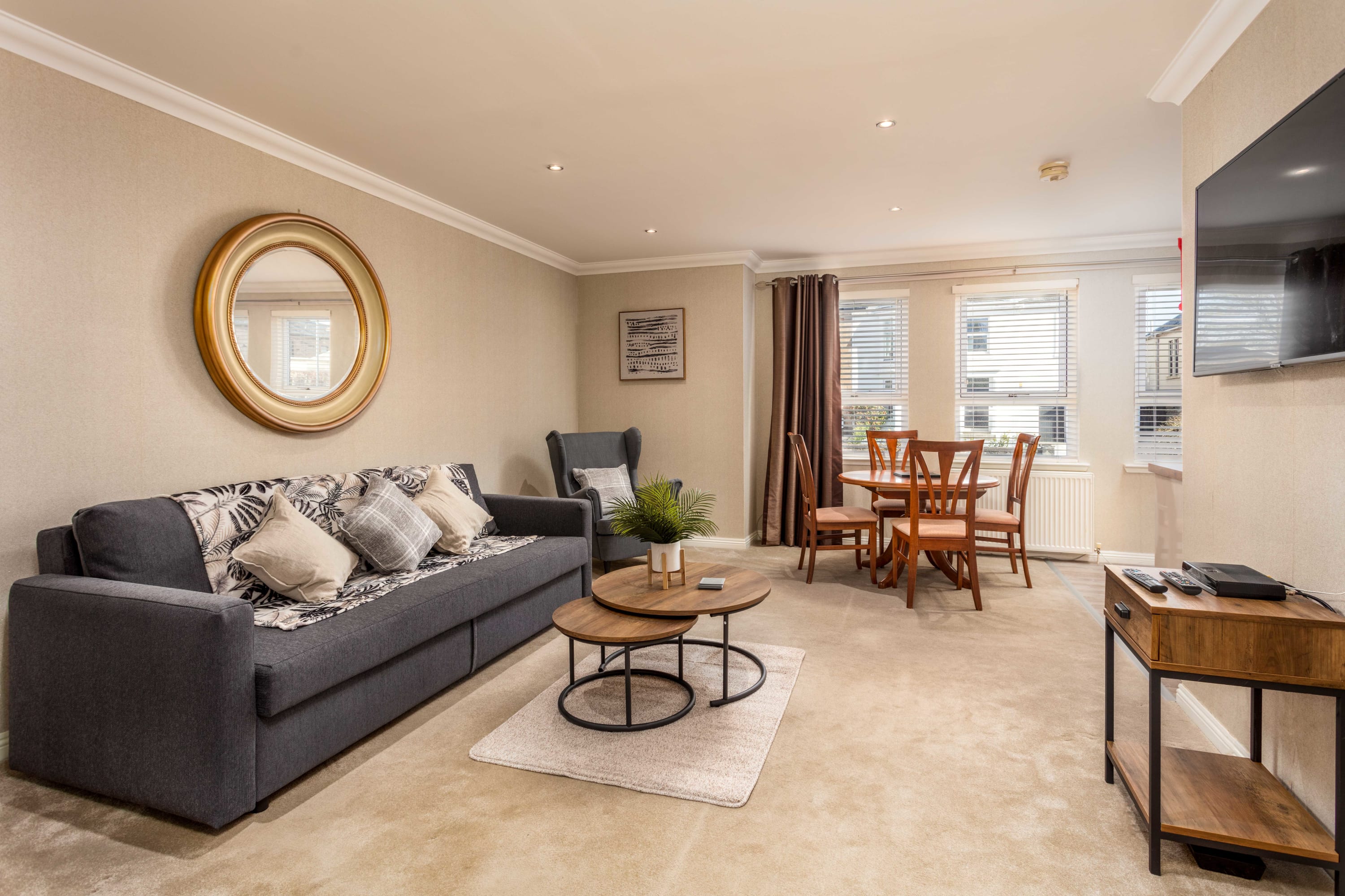 London Gate No1 - Donnini Apartments — Kilmarnock, Scotland — vacation rental