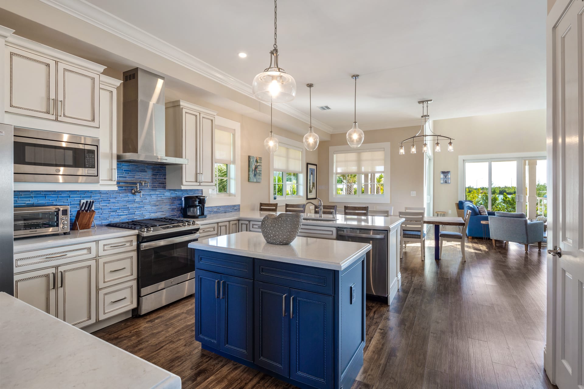 Suncoast House - King Room