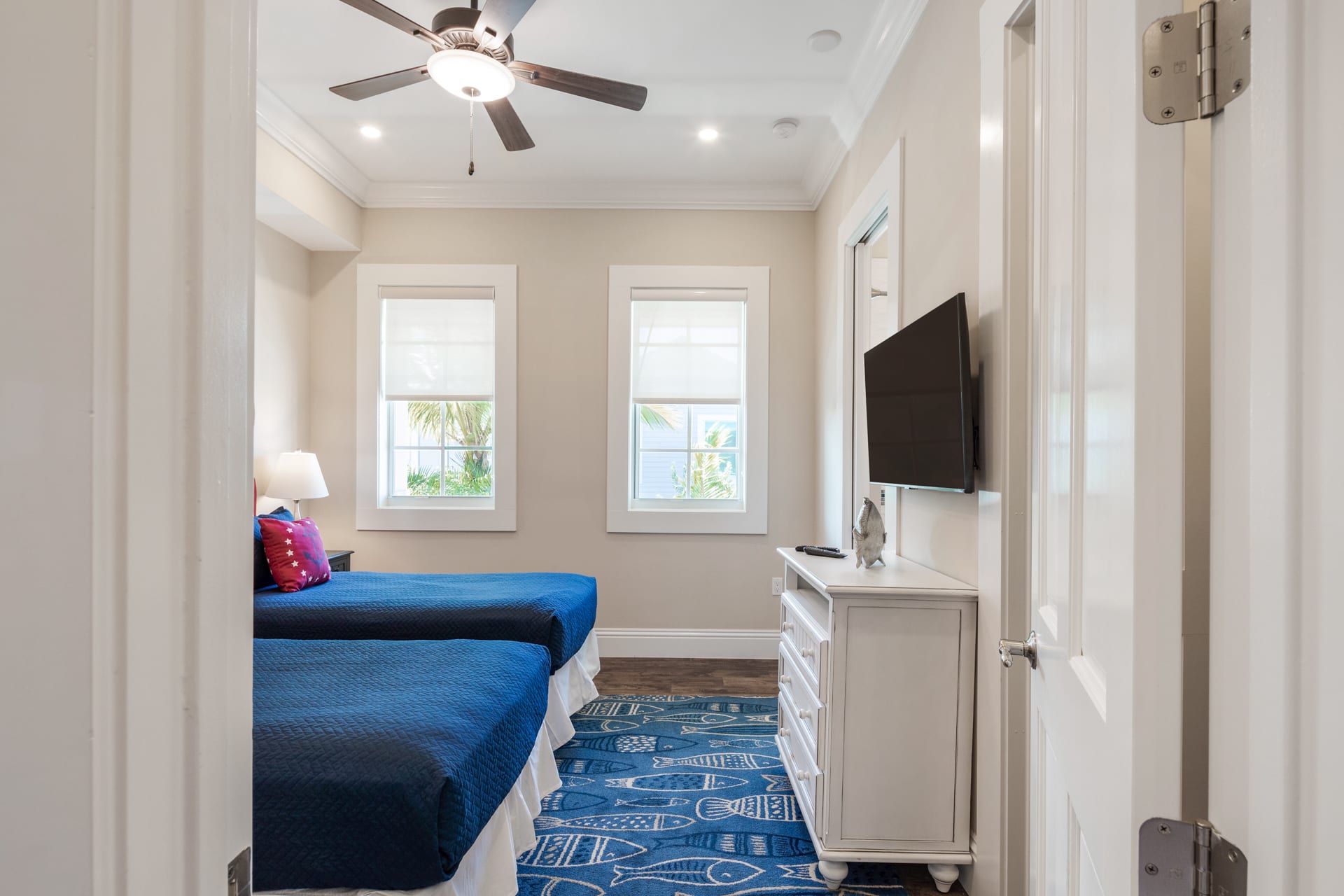 Suncoast House - King Bedroom
