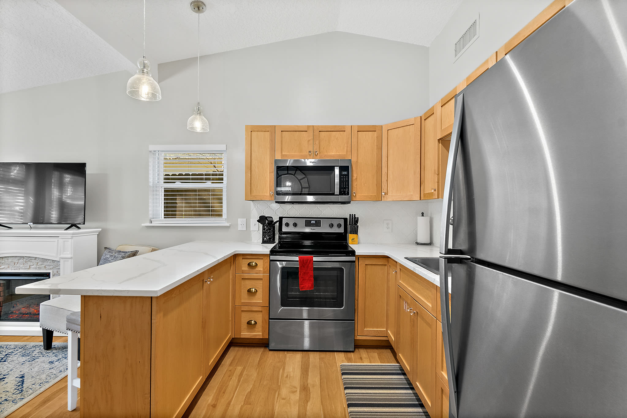 Cozy Uptown Guest House — photo 10