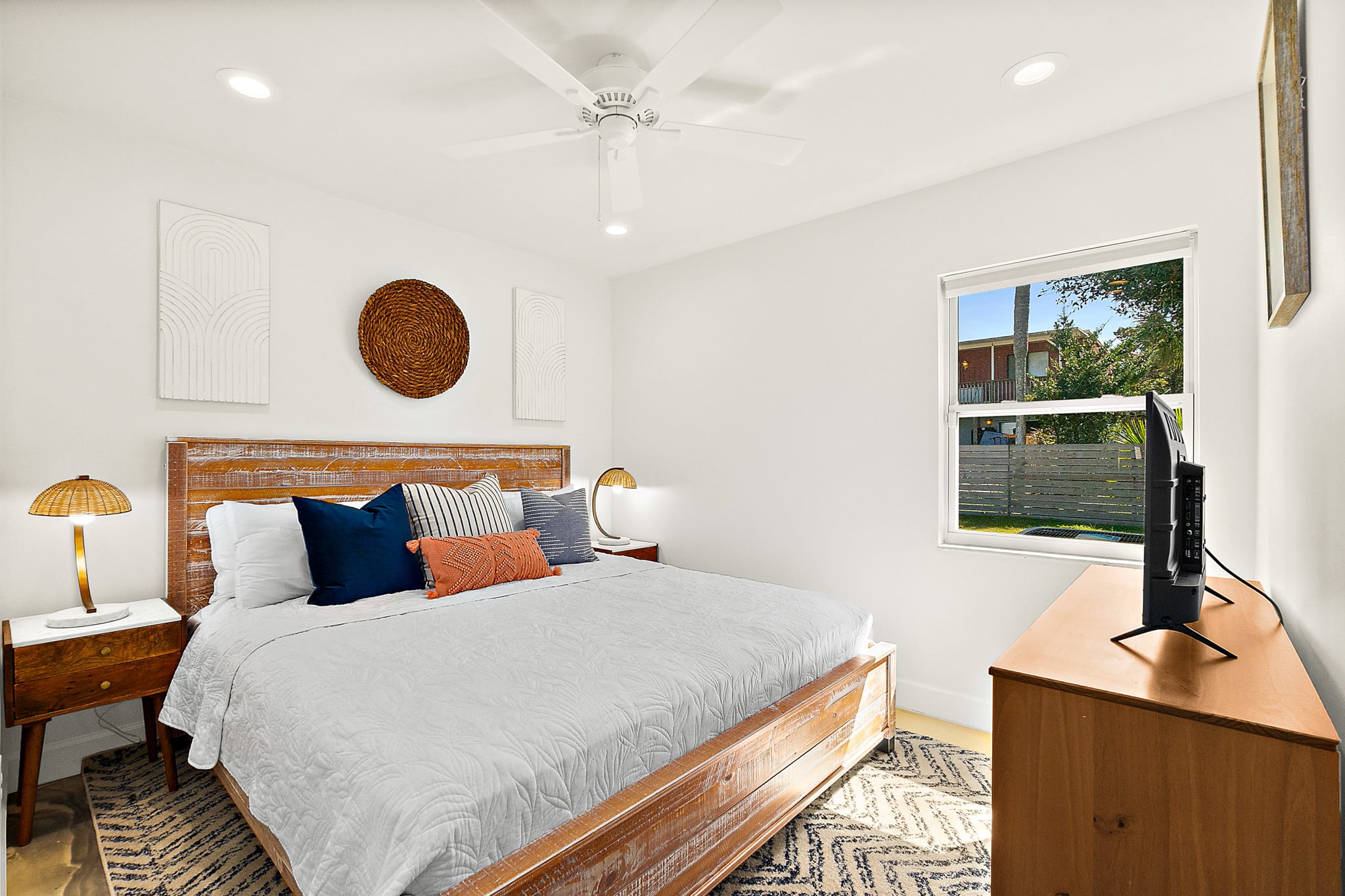 Sand Dollar Suite | Heated Pool | Steps to Beach — photo 17