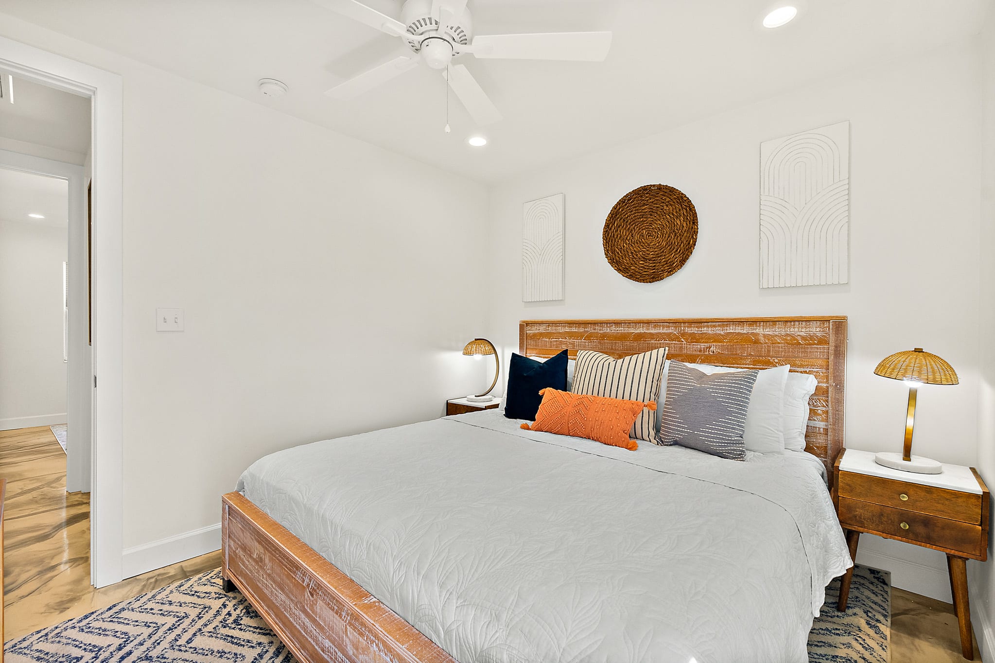 Sand Dollar Suite | Heated Pool | Steps to Beach — photo 16