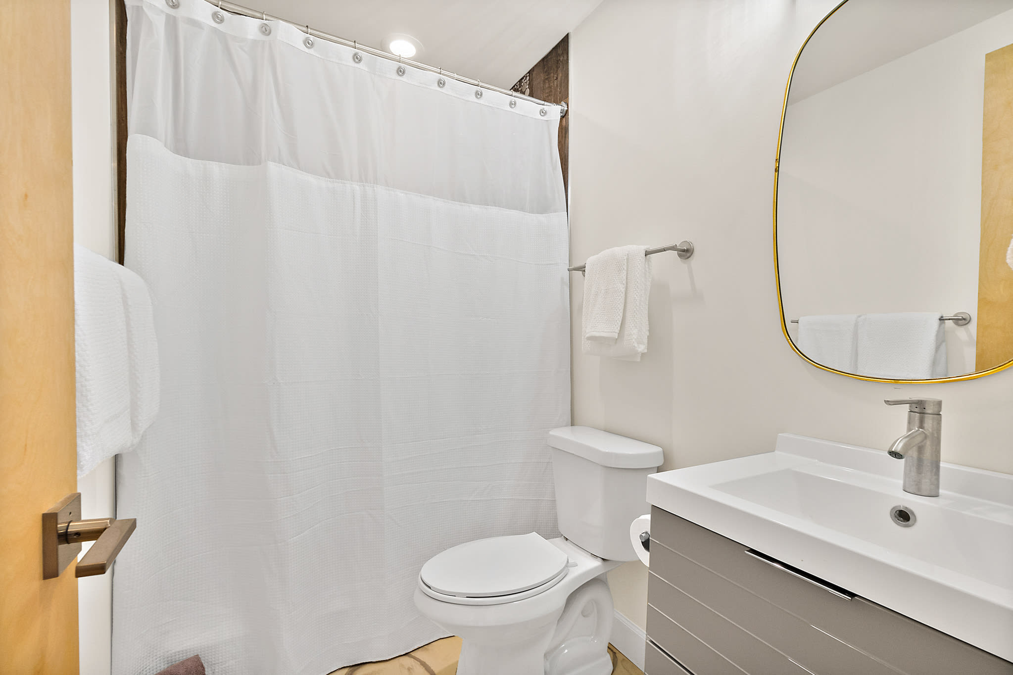 Sand Dollar Suite | Heated Pool | Steps to Beach — photo 20