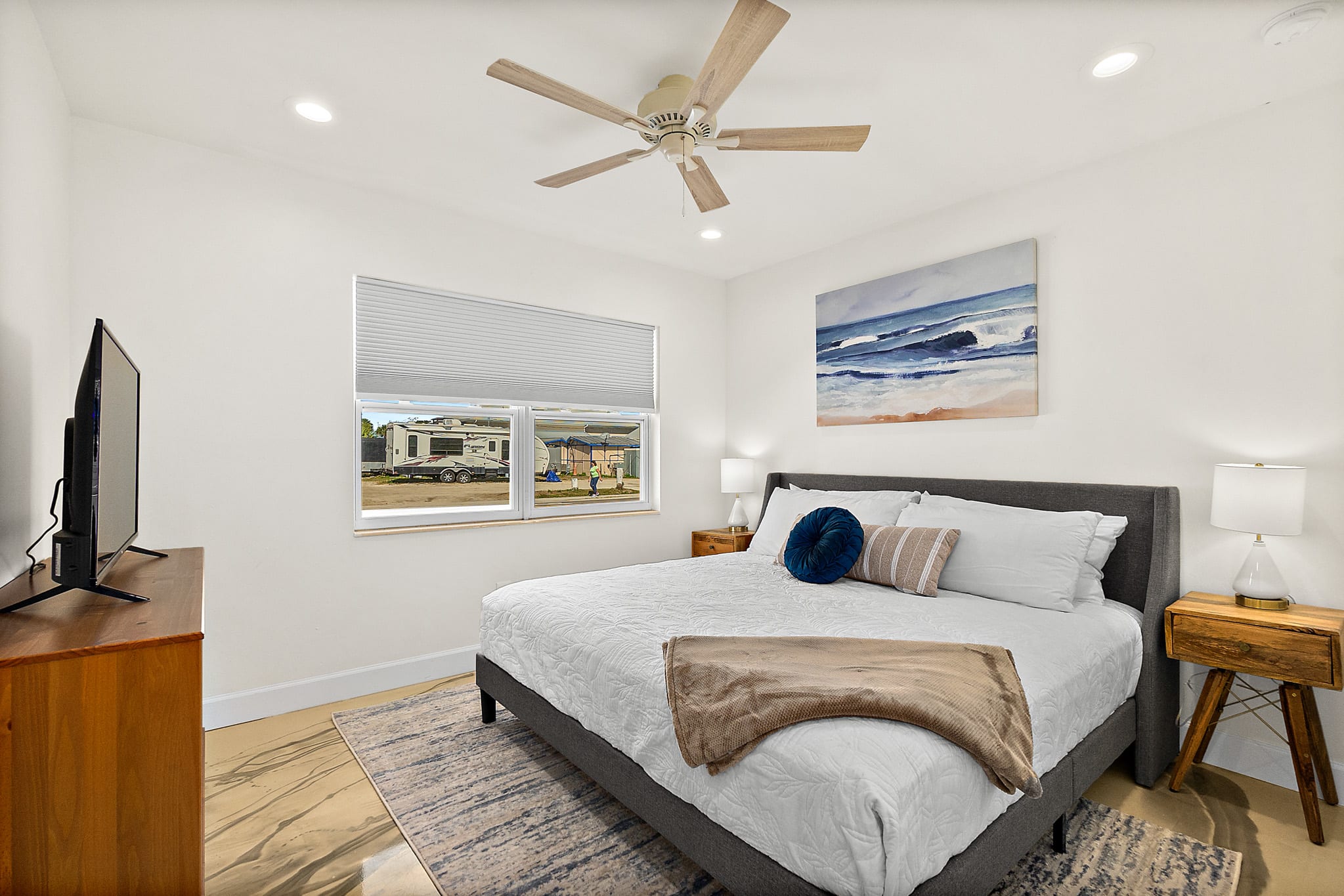 Sand Dollar Suite | Heated Pool | Steps to Beach — photo 14