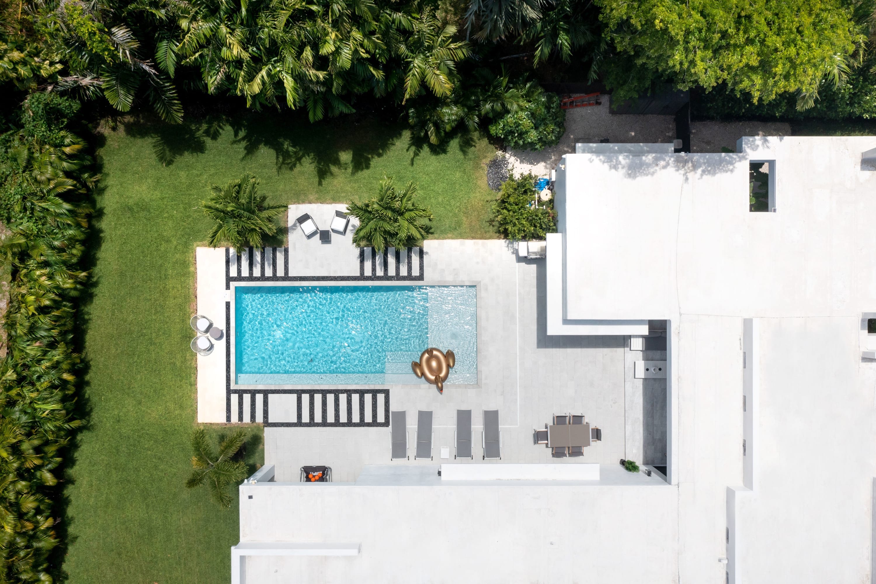 Ultra Modern-Villa- Azur In ❤️ of Miami, Salt -Water Pool - Photo 5