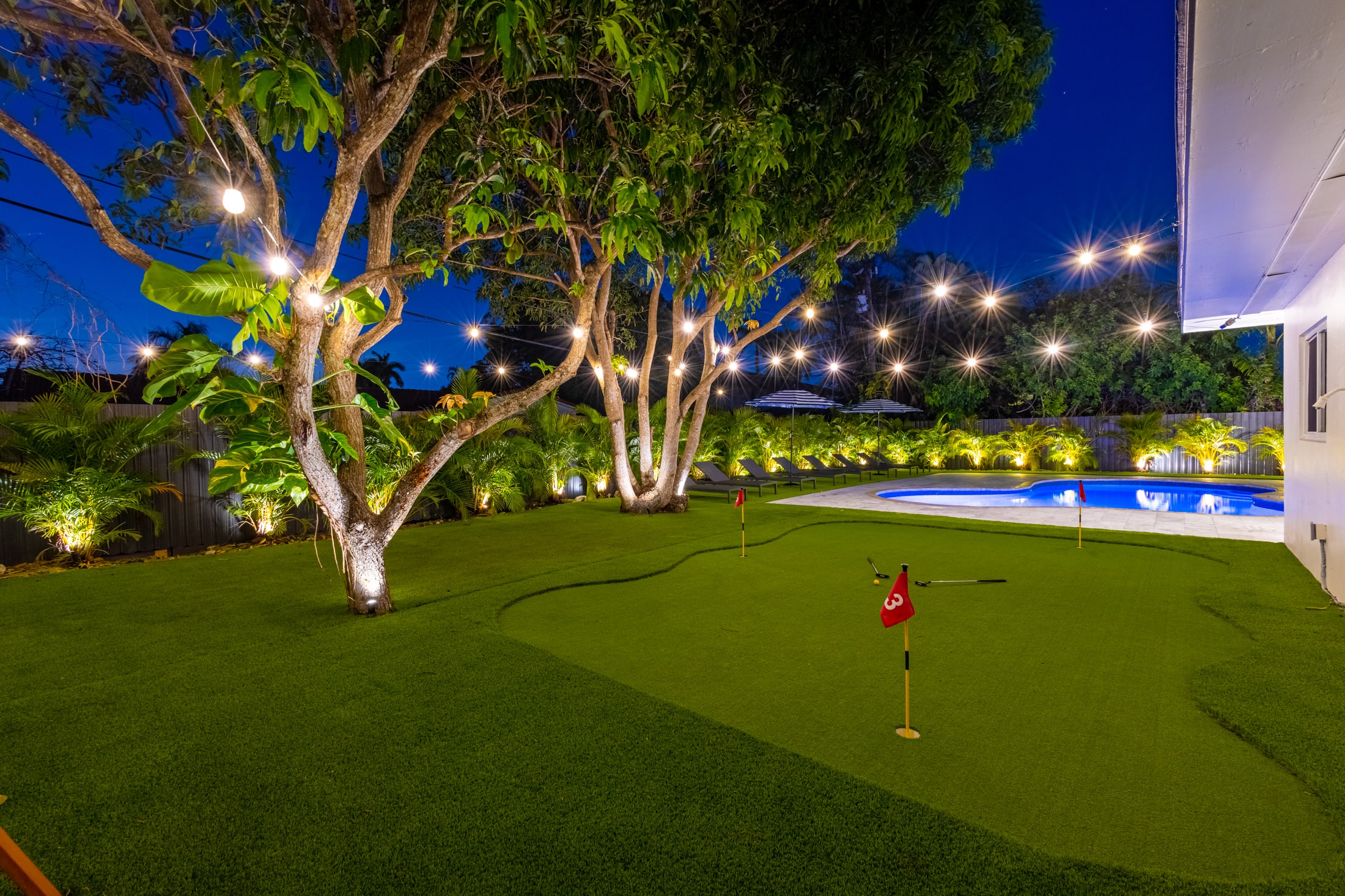 Luxury Villa-Bella-Giant Chest Board-BackYard Mini ⛳️ close to the Beach 🏖 - Photo 2