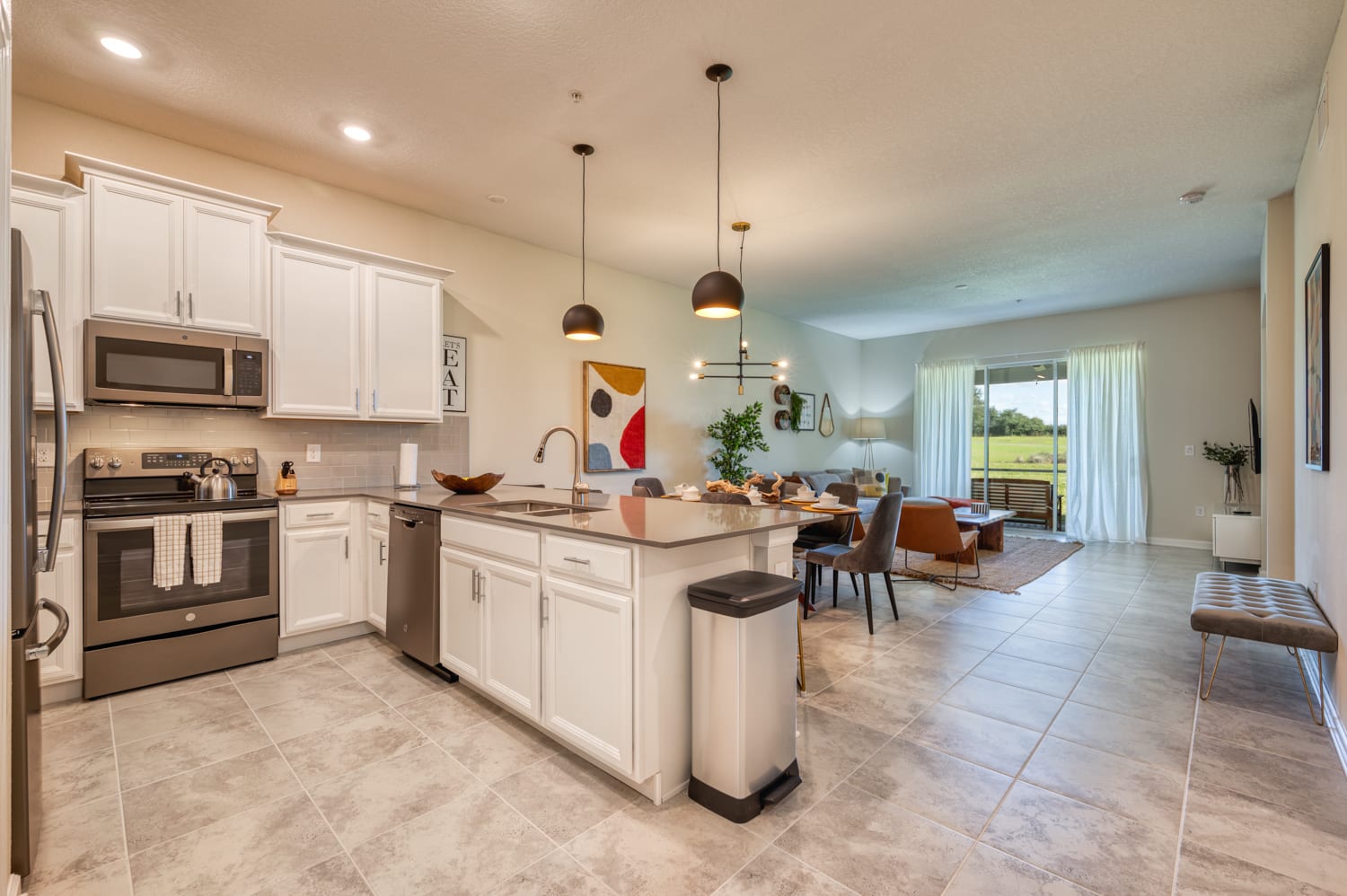Wonderful Home with game room near Disney | Photo 3