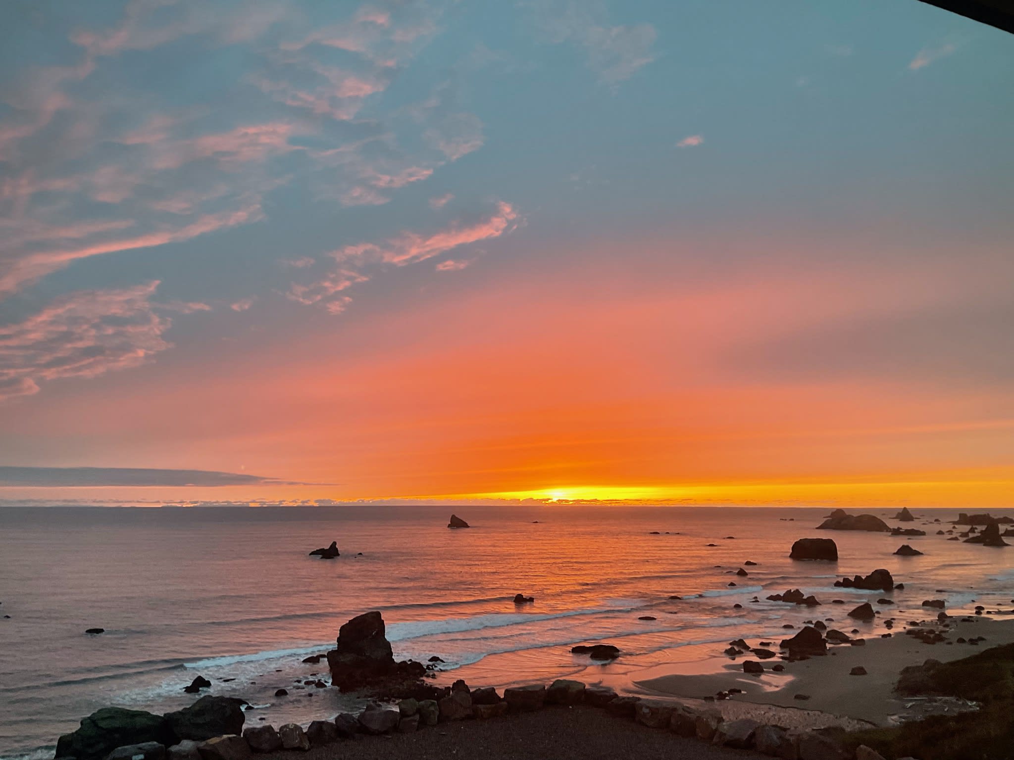 Ocean Front Enchanting Sunsets from Wild Blue 2 — Brookings, OR — vacation rental