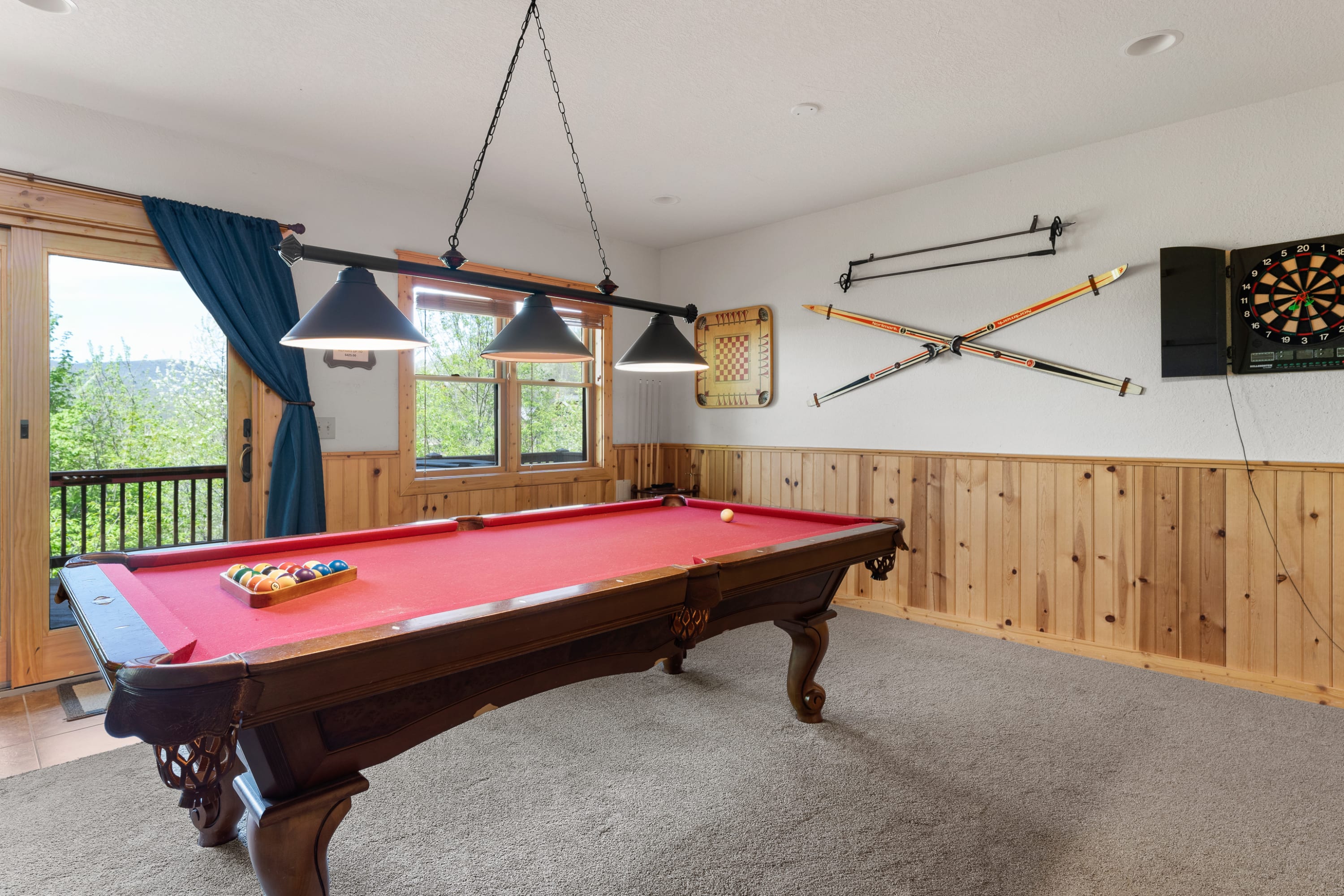 Spacious game room with pool table