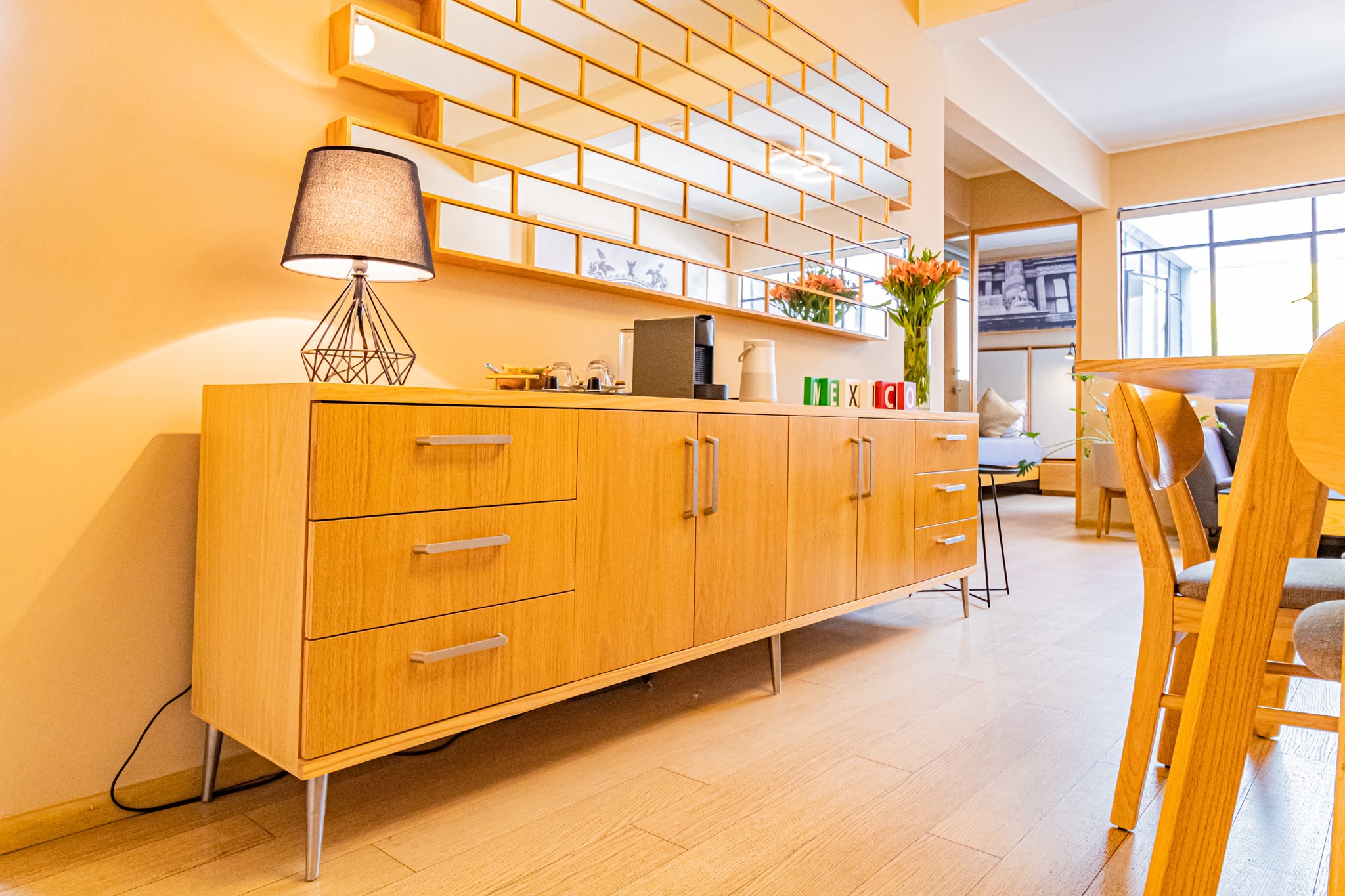 Stay in a magazine space next to the WTC 3