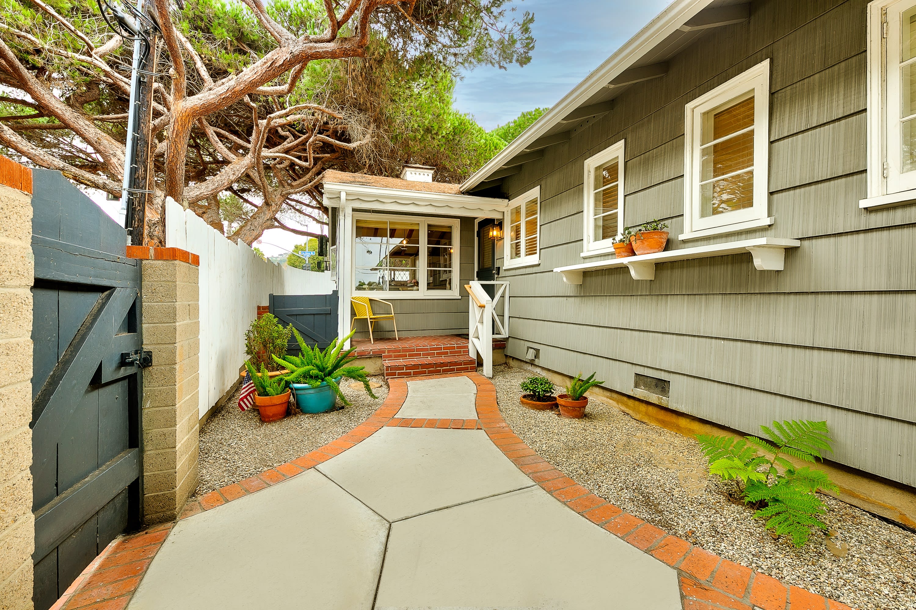 Gorgeous 4-bd Haven, steps from Windansea Beach - Foto 8