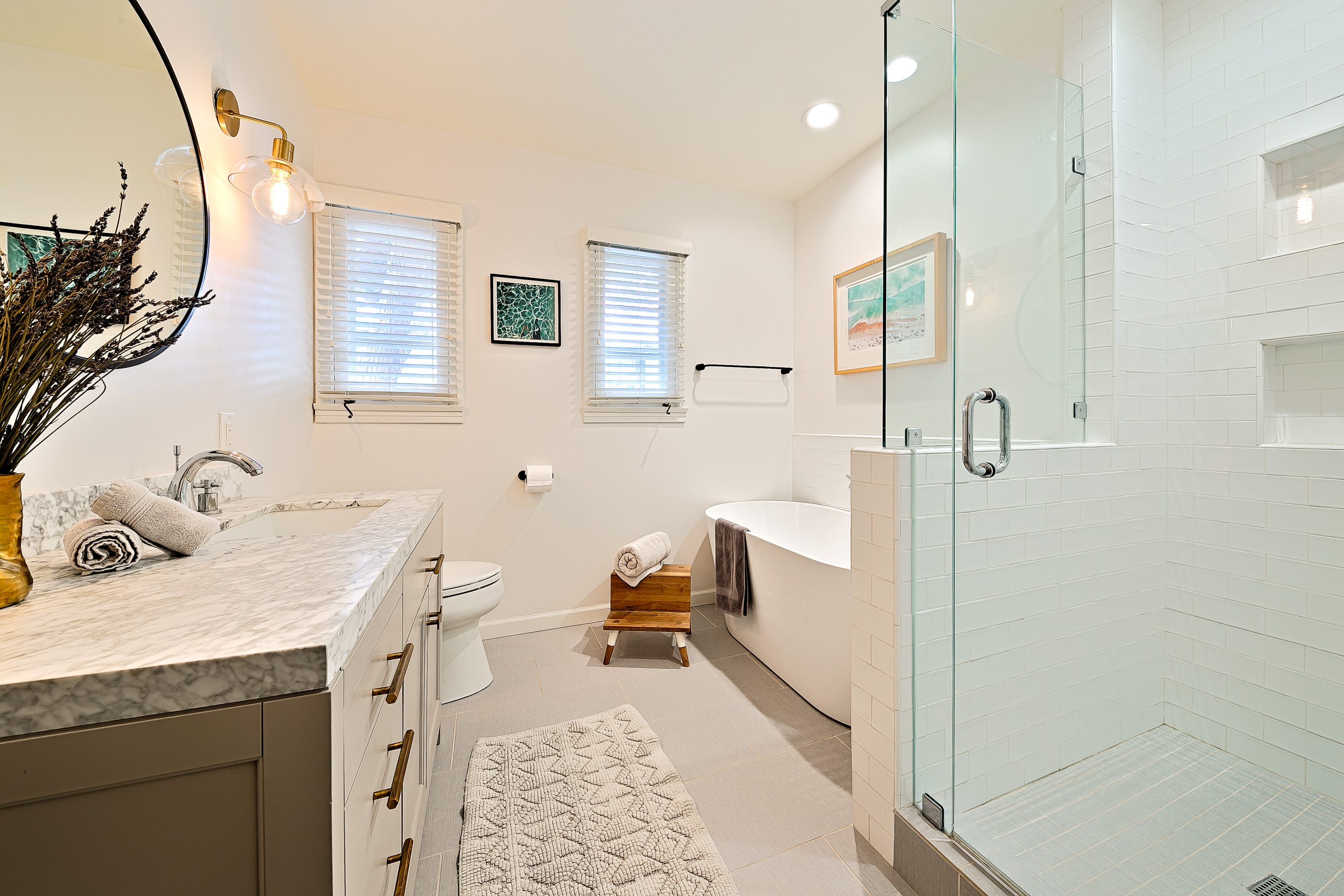 Gorgeous 4-bd Haven, steps from Windansea Beach - Foto 23