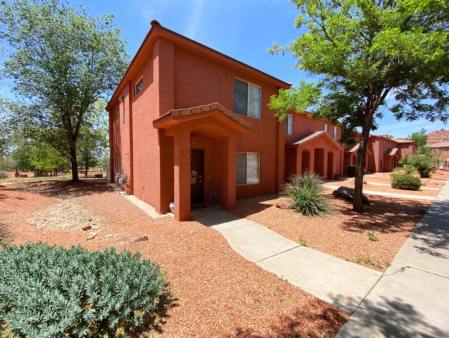 Pool & Hot Tub! Close to Zion National Park and Bryce Canyon and hiking trails in Kanab, Utah! — Kanab, UT — vacation rental