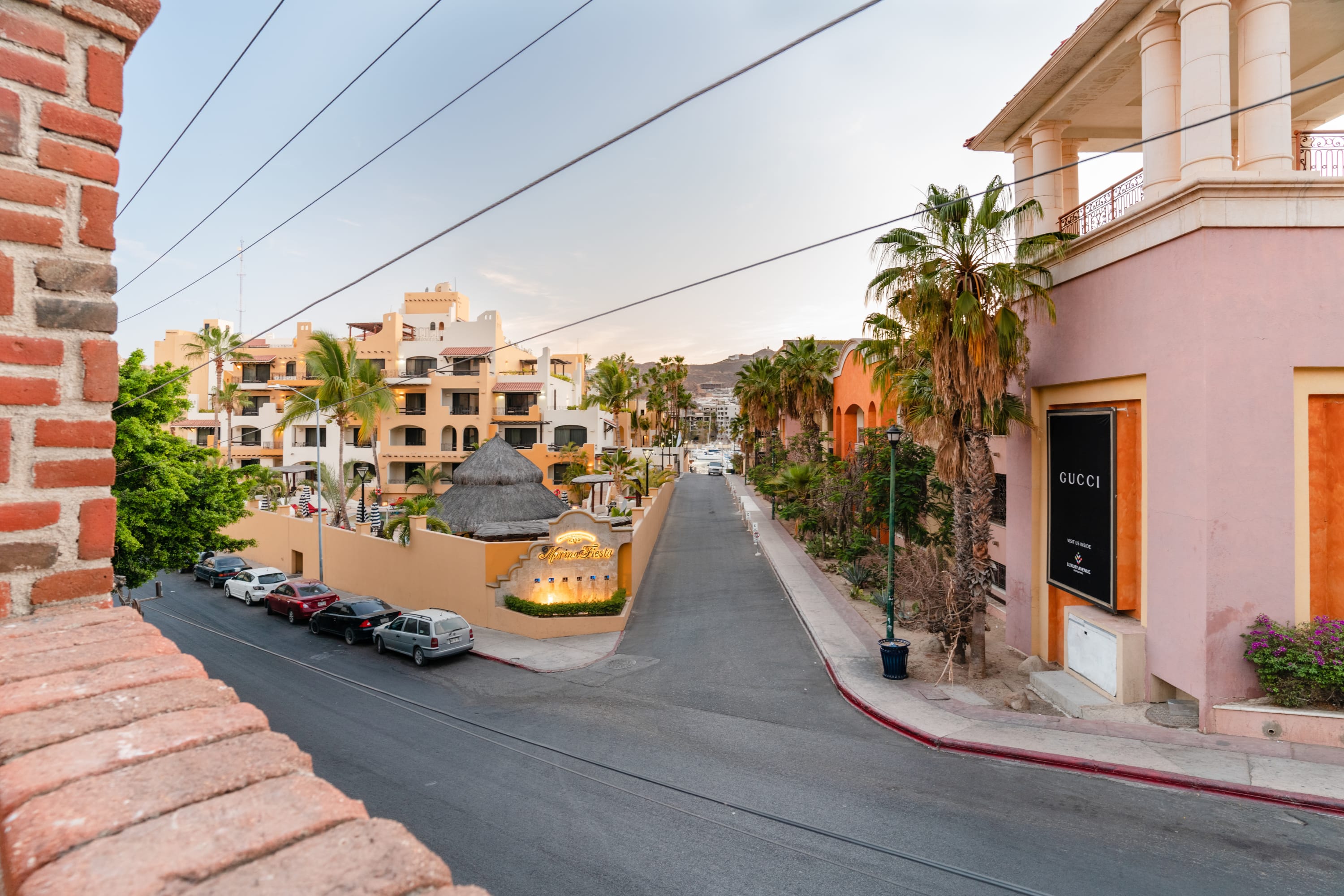 Condo - 15 steps to Downtown Cabo and Marina / 35 steps to AMAZING MEDANO BEACH! - Foto 21