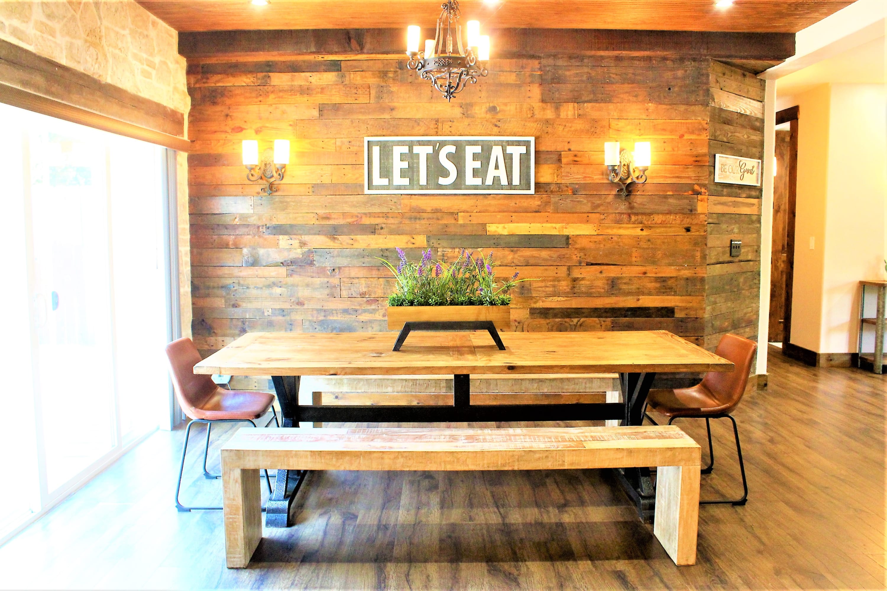 The Rustic Inn- Family friendly, Near Fiesta Texas