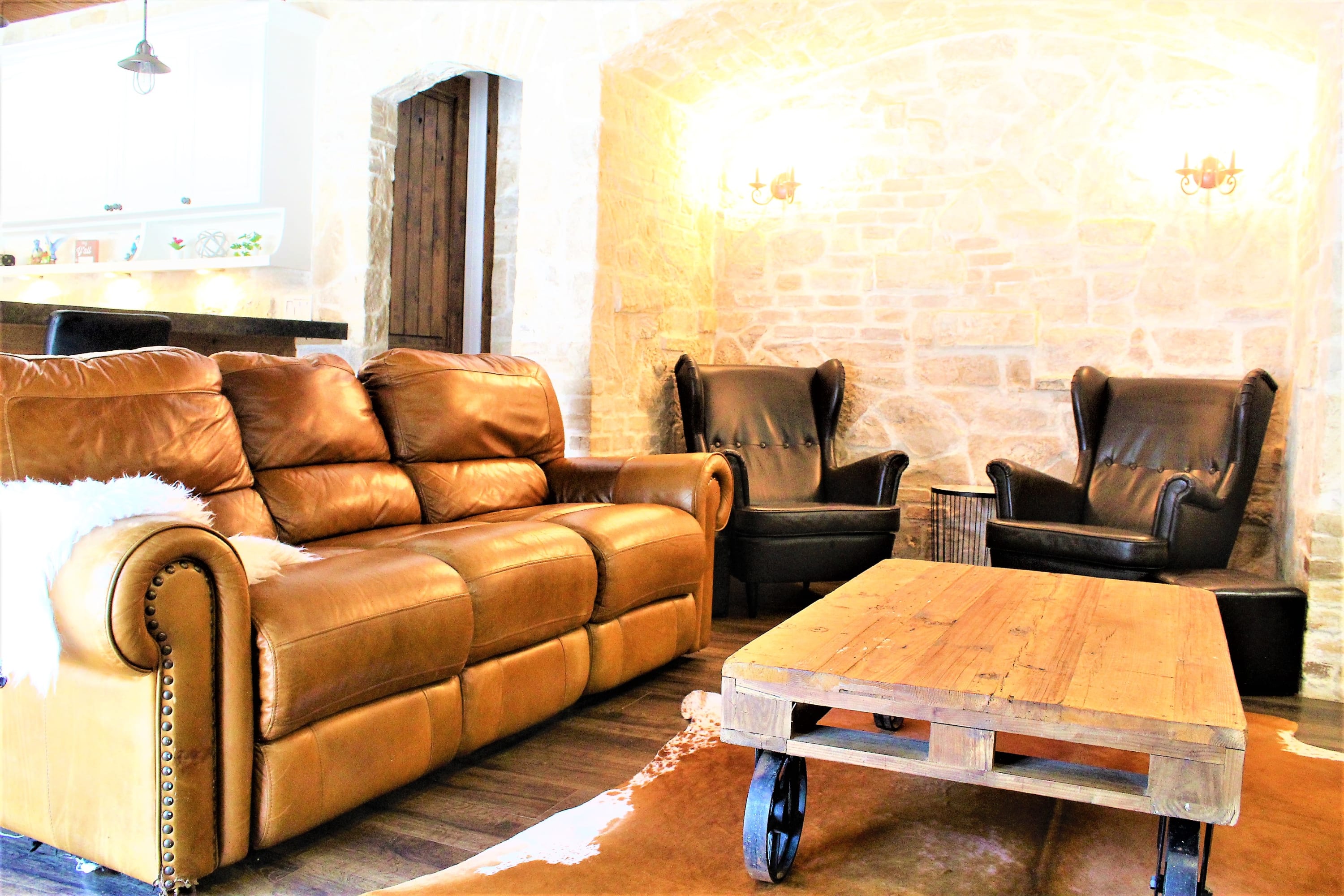 The Rustic Inn- Family friendly, Near Fiesta Texas