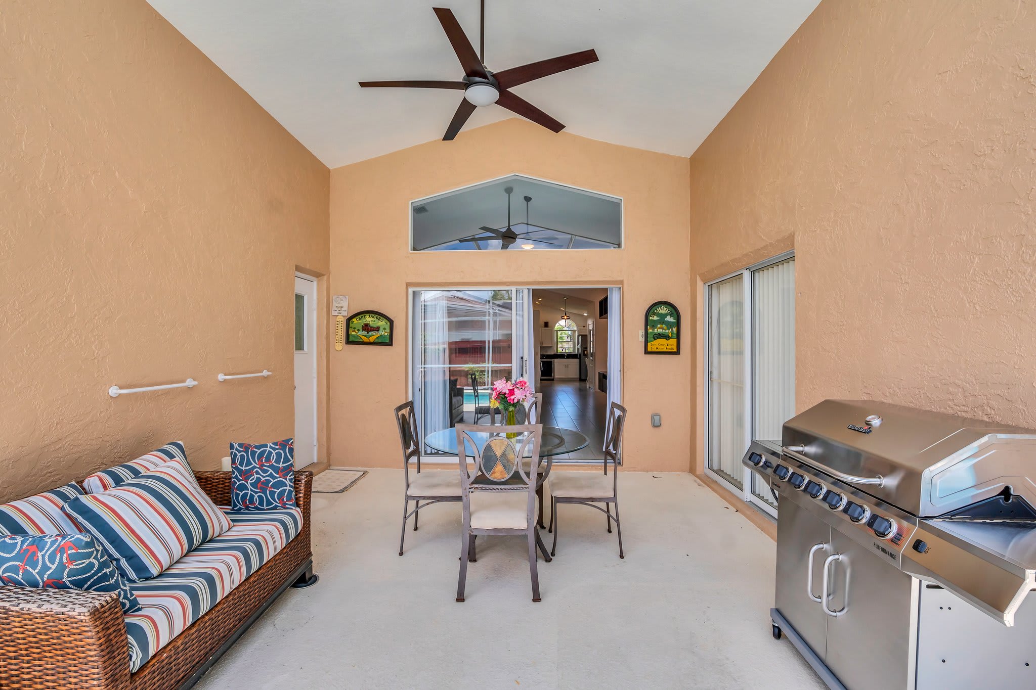 Test Upstay Big Home w Pool Games BBQ Near Disney | Photo 9